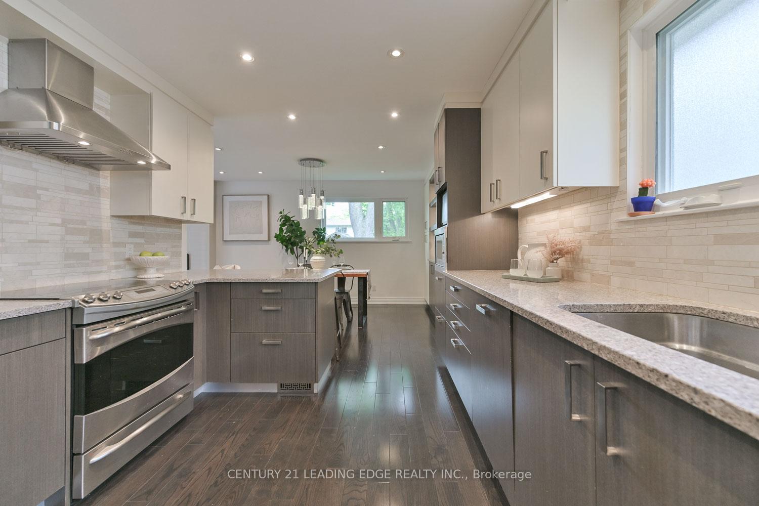 Photo 15 of 40 Fonthill Boulevard, Markham, Unionville — HOMEH