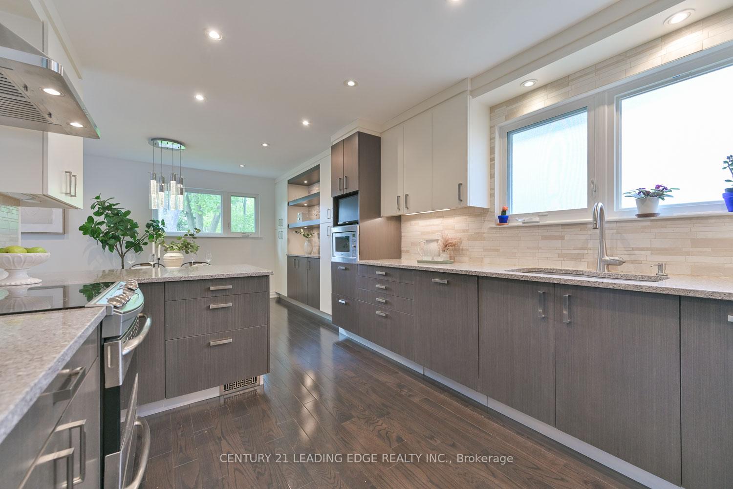 Photo 18 of 40 Fonthill Boulevard, Markham, Unionville — HOMEH