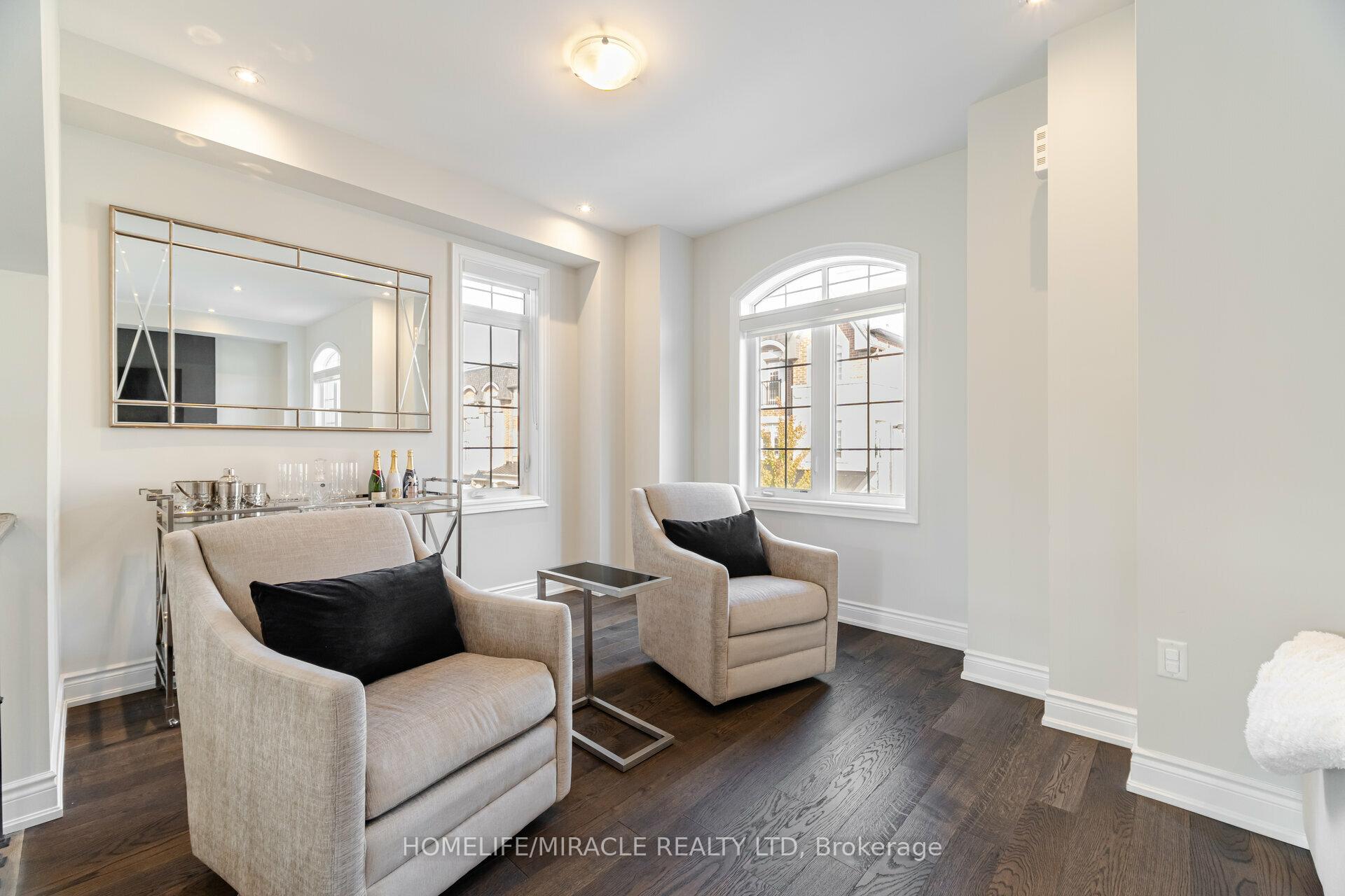 Photo 8 of 13 Ingleside Street, Vaughan, East Woodbridge — HOMEH