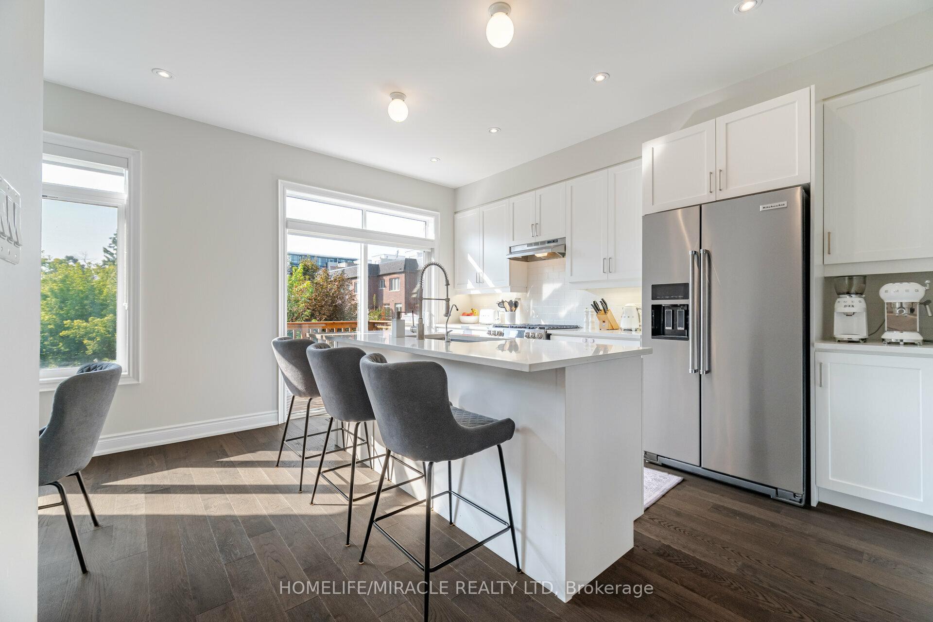 Photo 12 of 13 Ingleside Street, Vaughan, East Woodbridge — HOMEH