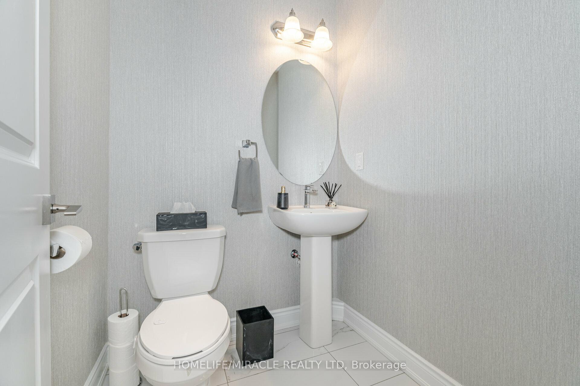 Photo 15 of 13 Ingleside Street, Vaughan, East Woodbridge — HOMEH