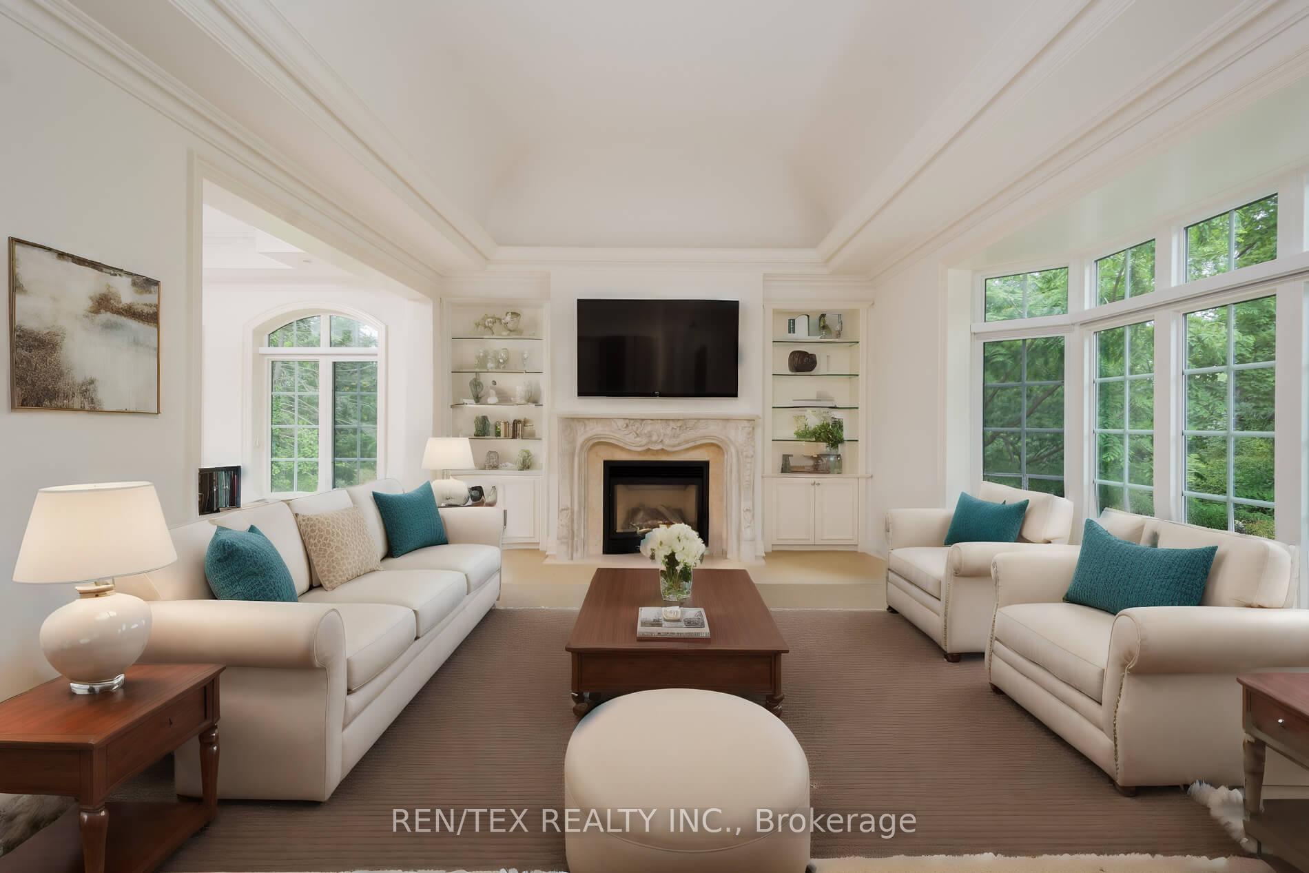 Photo 8 of 90 Klein's Crescent, Vaughan, Kleinburg — HOMEH