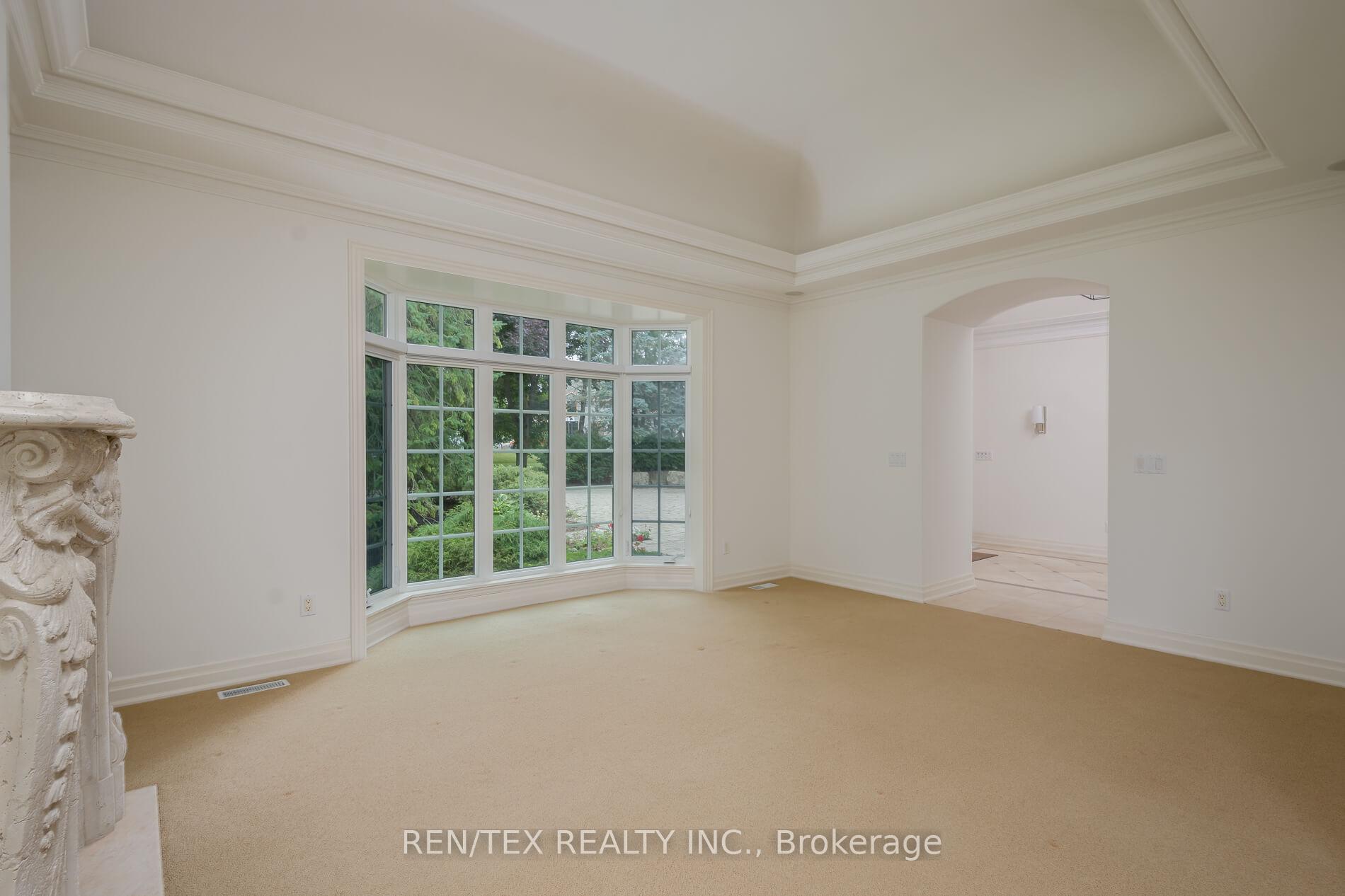 Photo 13 of 90 Klein's Crescent, Vaughan, Kleinburg — HOMEH