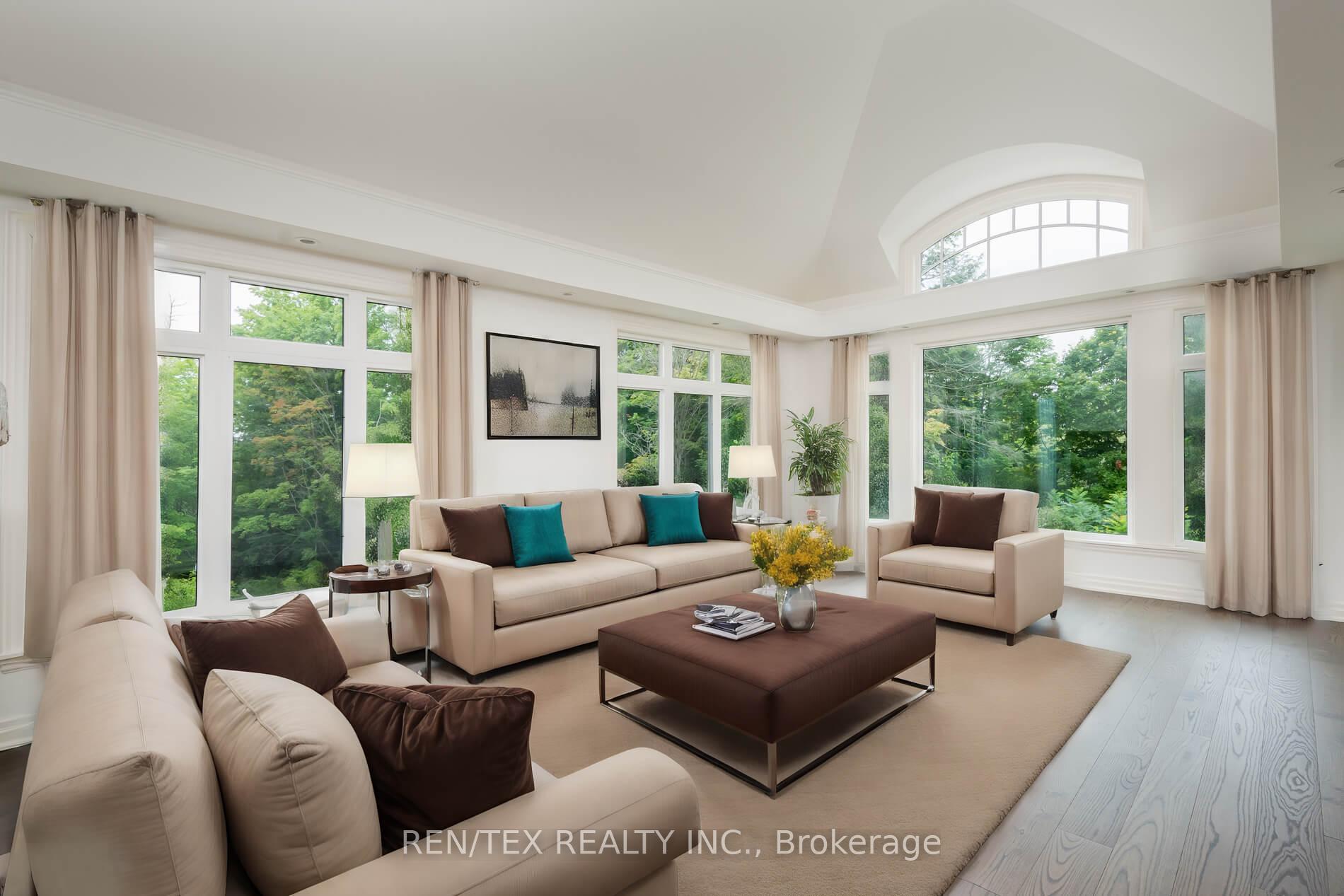 Photo 18 of 90 Klein's Crescent, Vaughan, Kleinburg — HOMEH