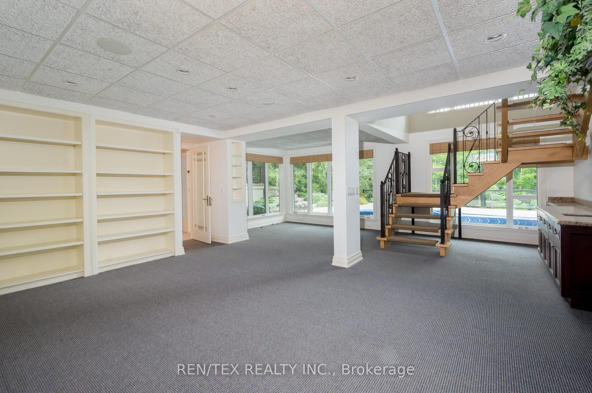 Photo 38 of 90 Klein's Crescent, Vaughan, Kleinburg — HOMEH