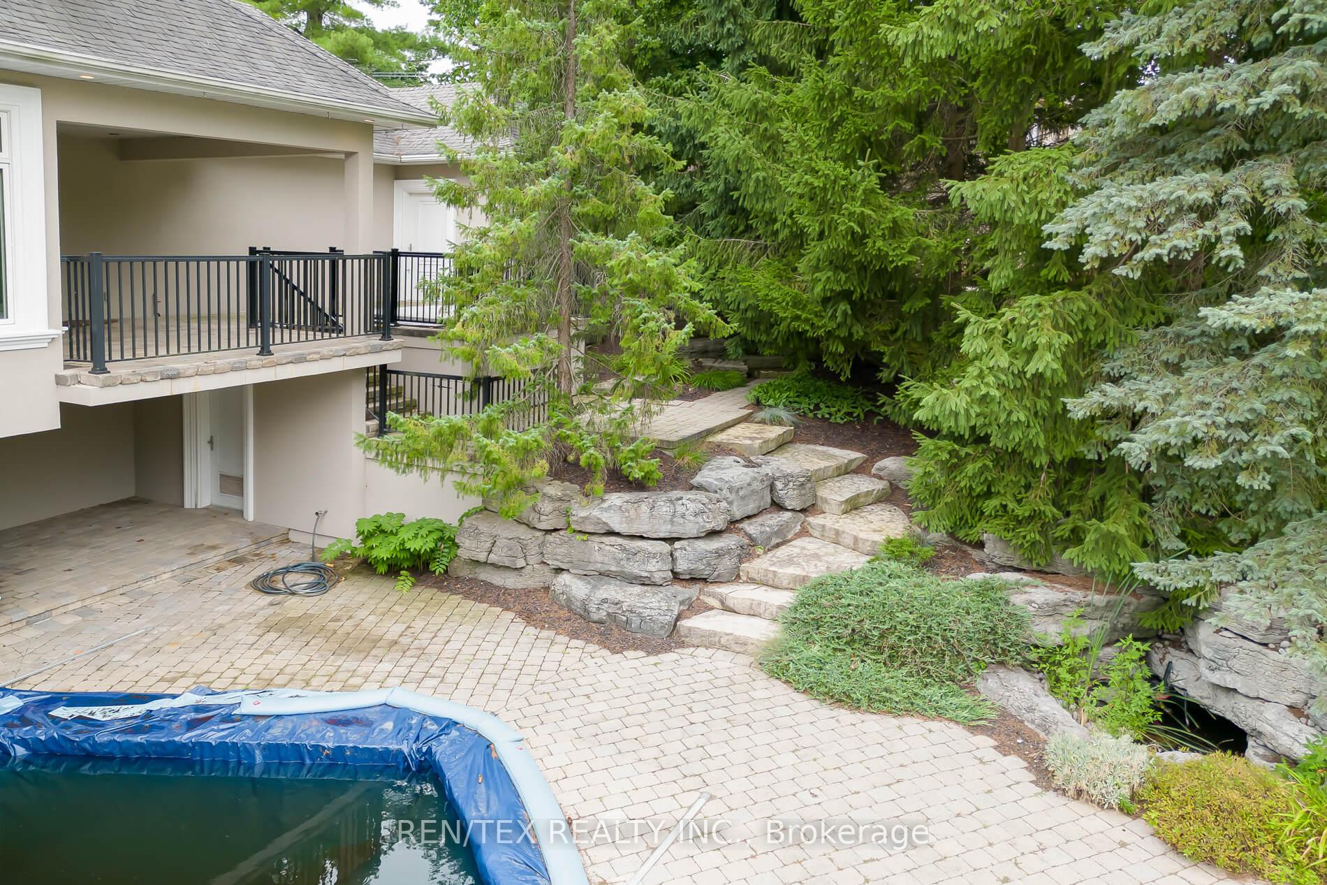 Photo 46 of 90 Klein's Crescent, Vaughan, Kleinburg — HOMEH