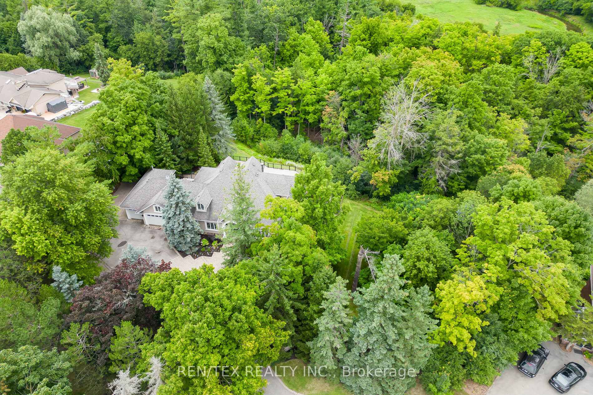 Photo 50 of 90 Klein's Crescent, Vaughan, Kleinburg — HOMEH