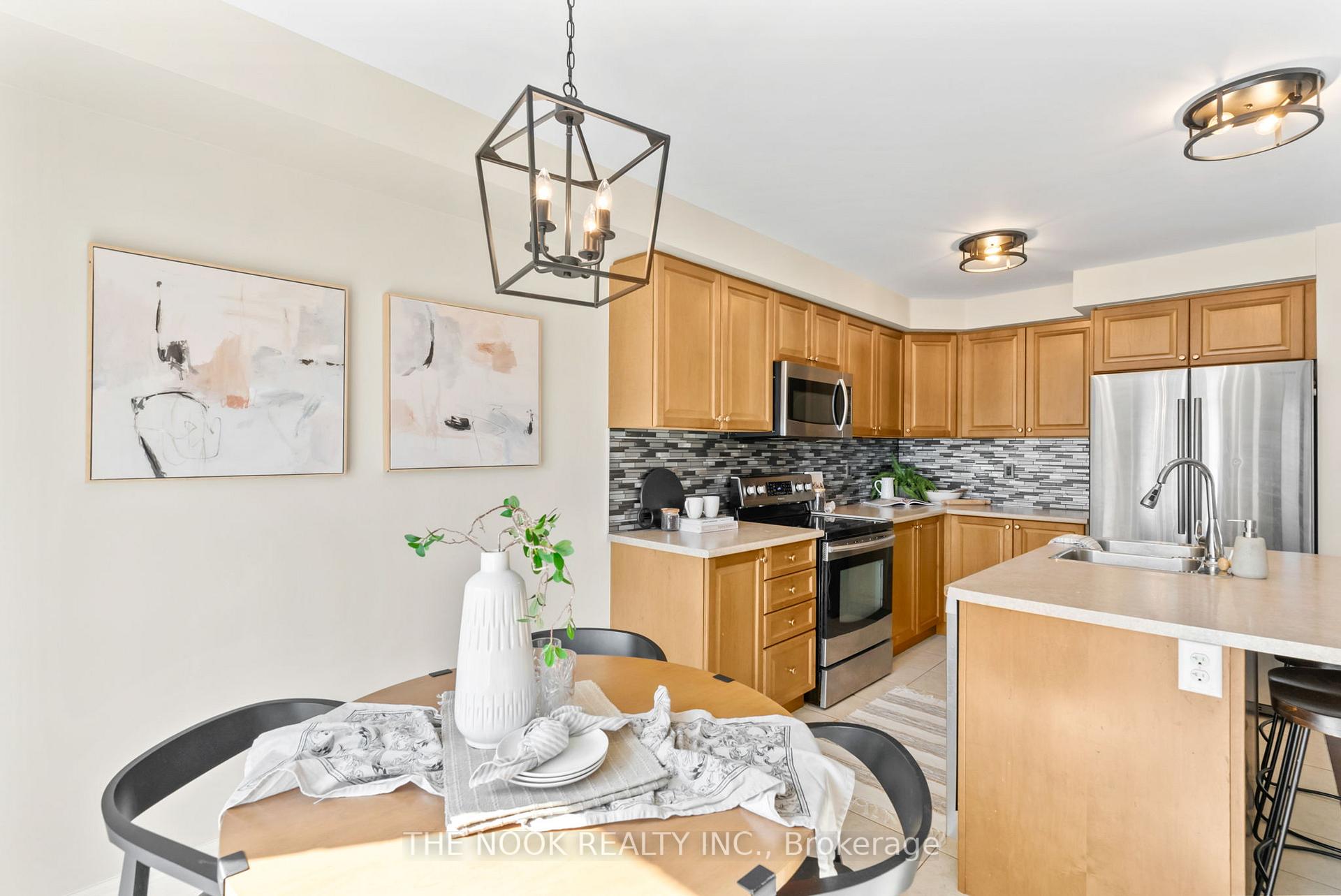 Photo 19 of 93 Dewell Crescent, Clarington, Courtice — HOMEH
