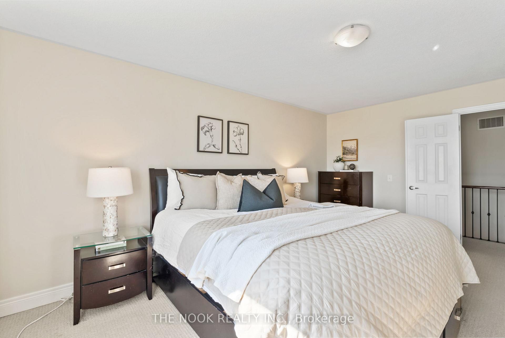 Photo 26 of 93 Dewell Crescent, Clarington, Courtice — HOMEH
