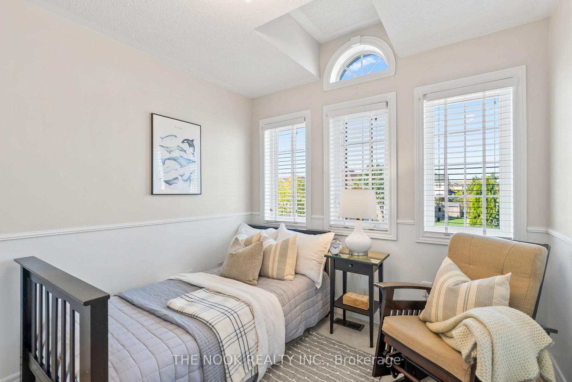 Photo 35 of 93 Dewell Crescent, Clarington, Courtice — HOMEH
