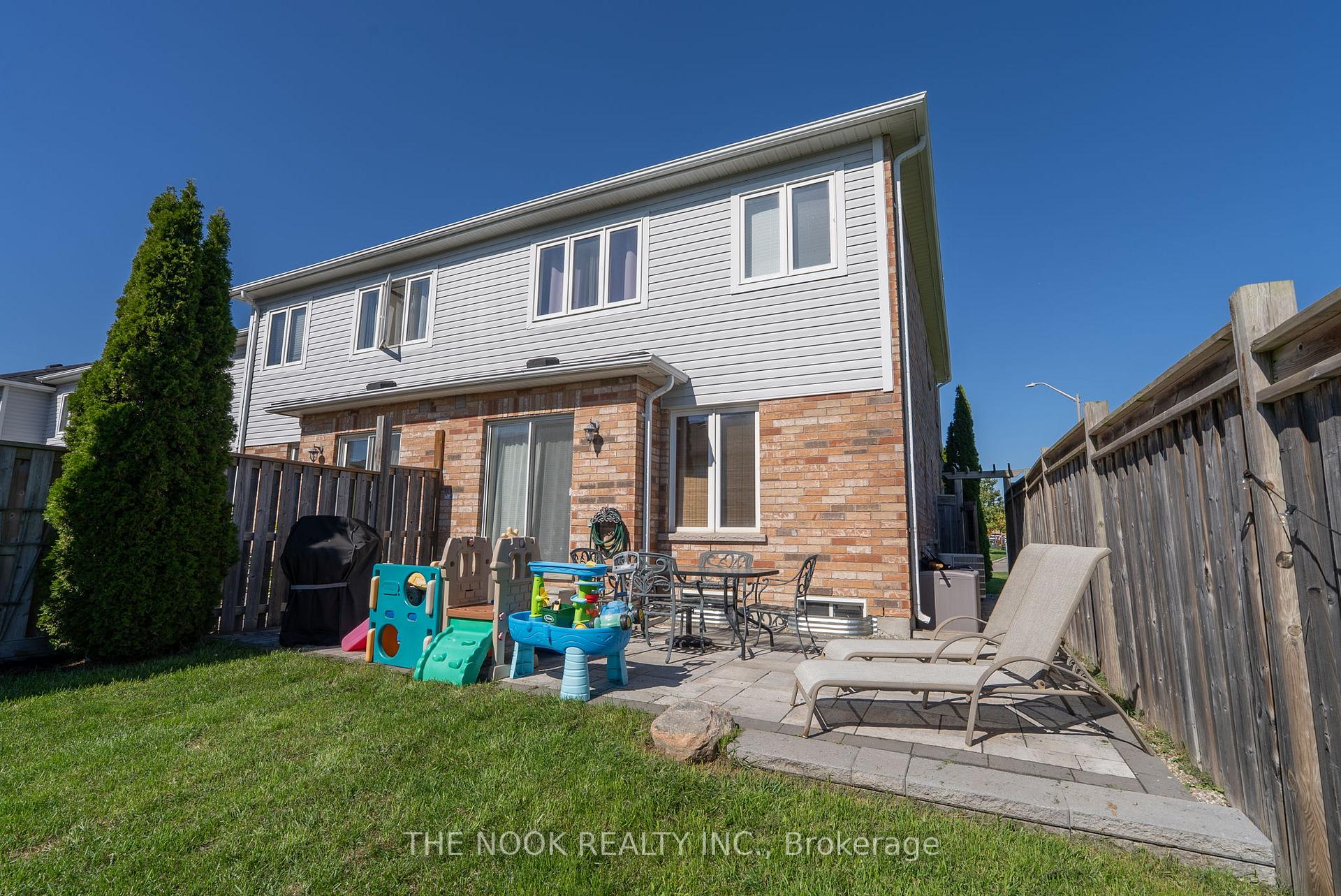 Photo 41 of 93 Dewell Crescent, Clarington, Courtice — HOMEH