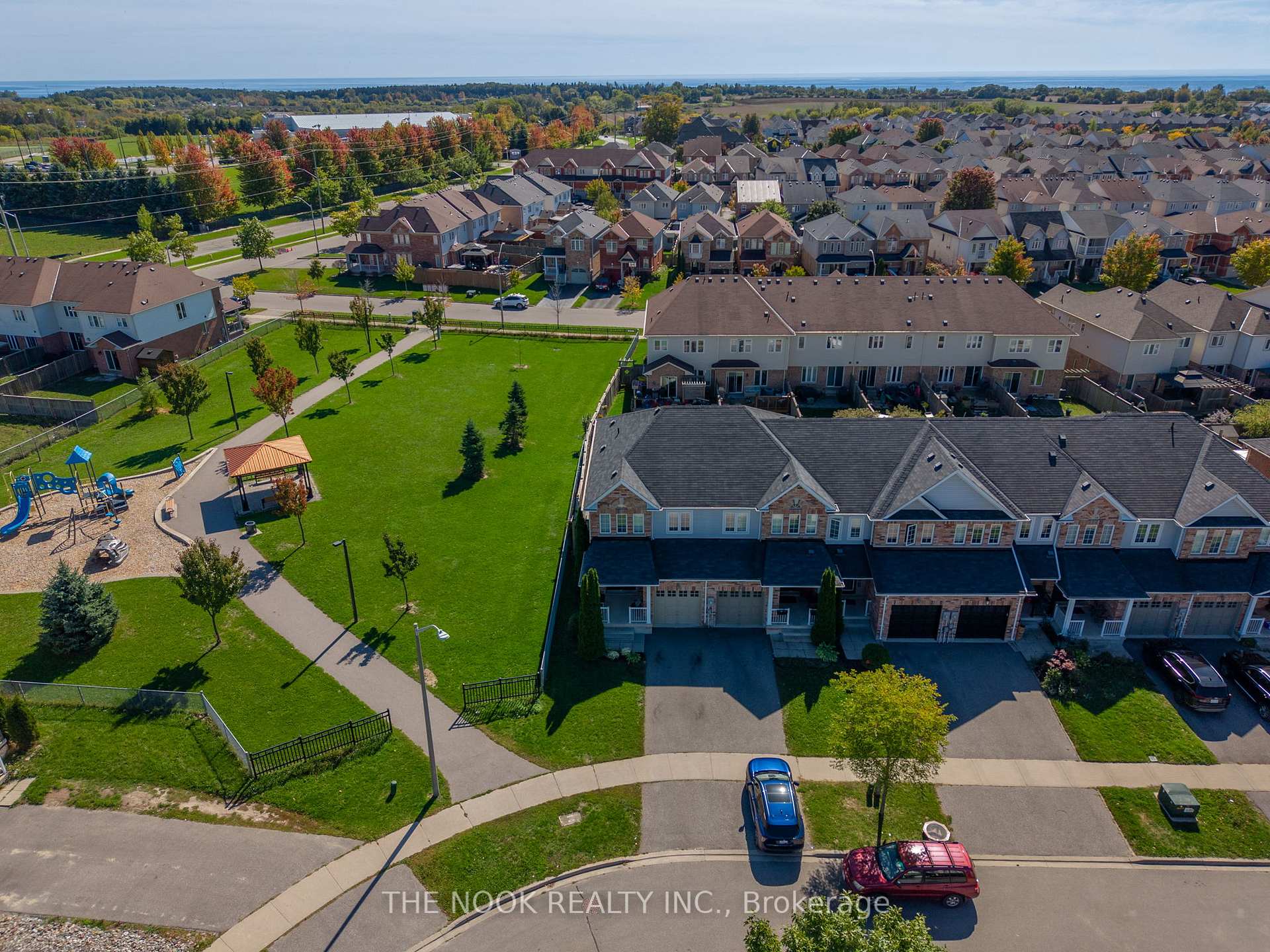 Photo 49 of 93 Dewell Crescent, Clarington, Courtice — HOMEH
