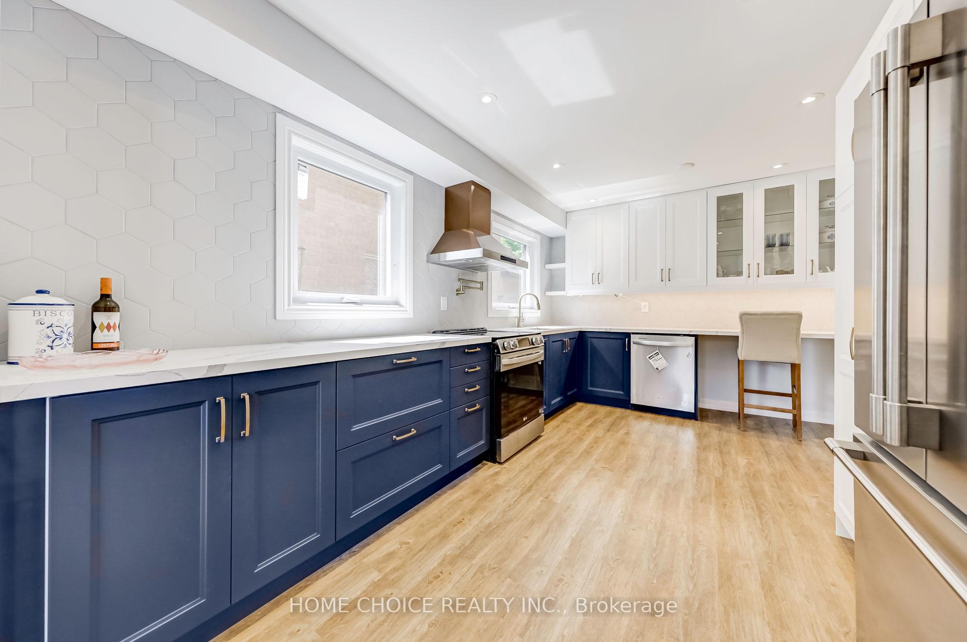 Photo 10 of 48 Hendon Road W, Markham, Milliken Mills East — HOMEH