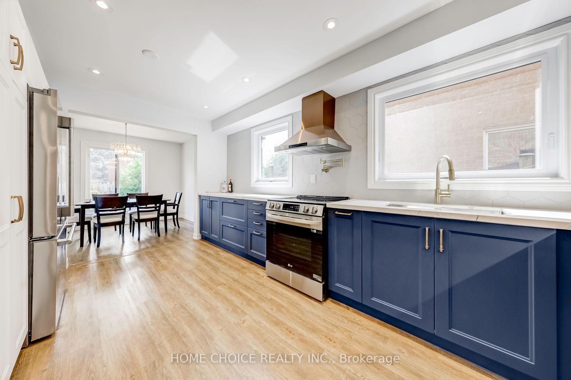 Photo 8 of 48 Hendon Road W, Markham, Milliken Mills East — HOMEH