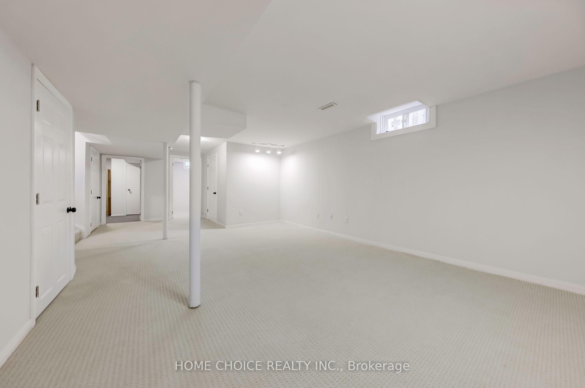 Photo 20 of 48 Hendon Road W, Markham, Milliken Mills East — HOMEH