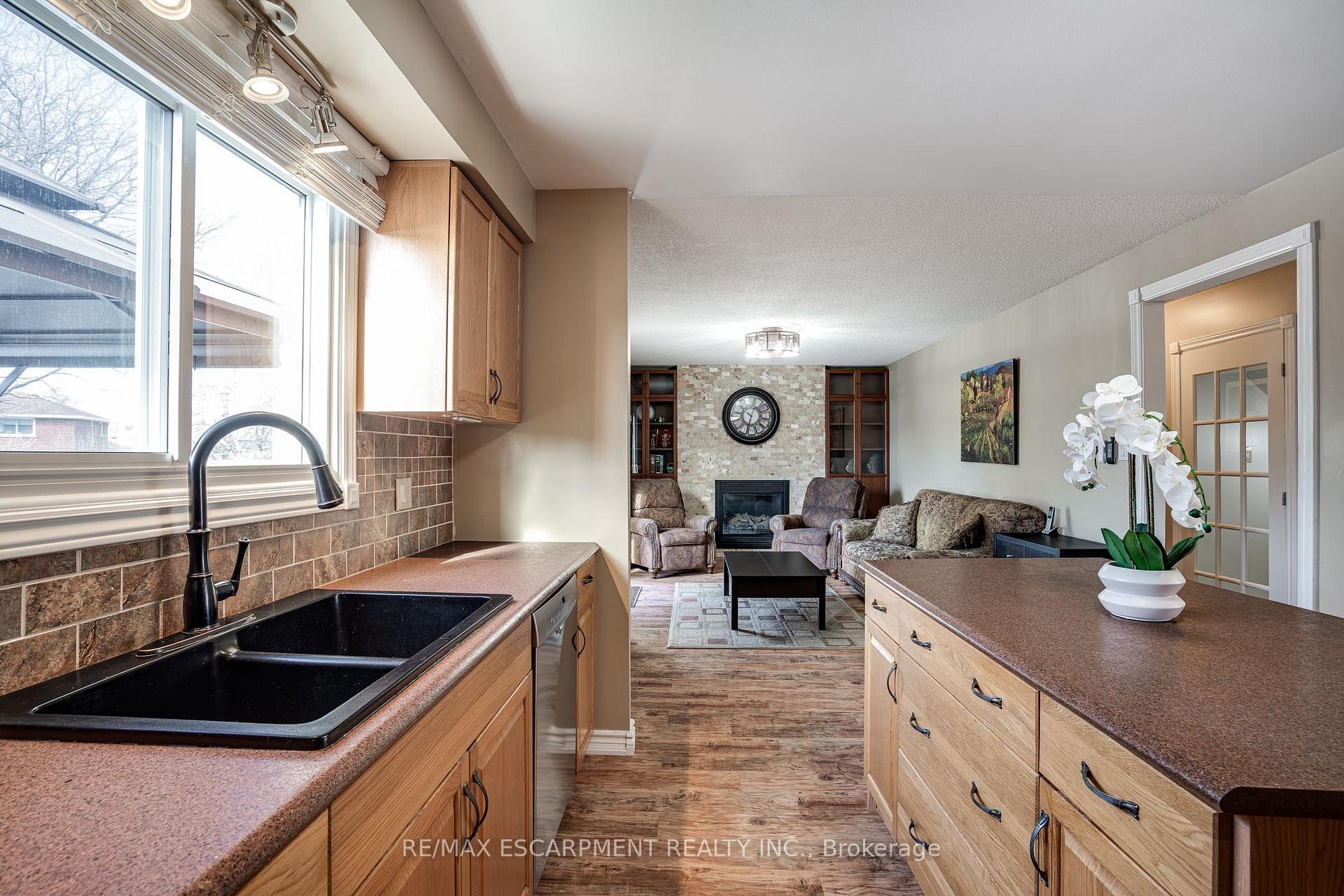 Photo 10 of 384 Stone Church Road, Hamilton, Barnstown — HOMEH