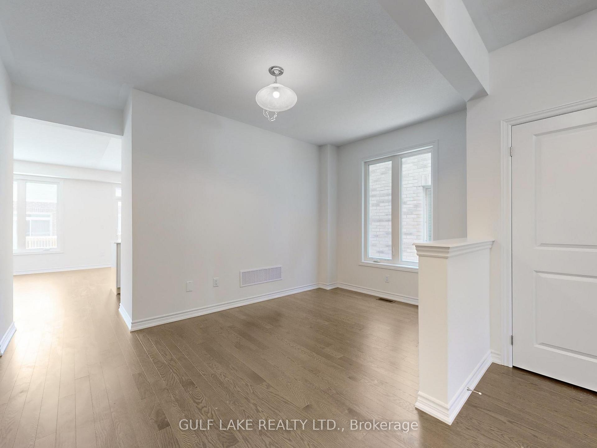 Photo 8 of 34 Gemini Drive, Barrie, Rural Barrie Southeast — HOMEH