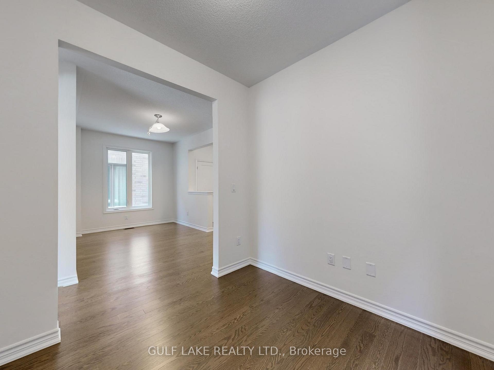 Photo 9 of 34 Gemini Drive, Barrie, Rural Barrie Southeast — HOMEH