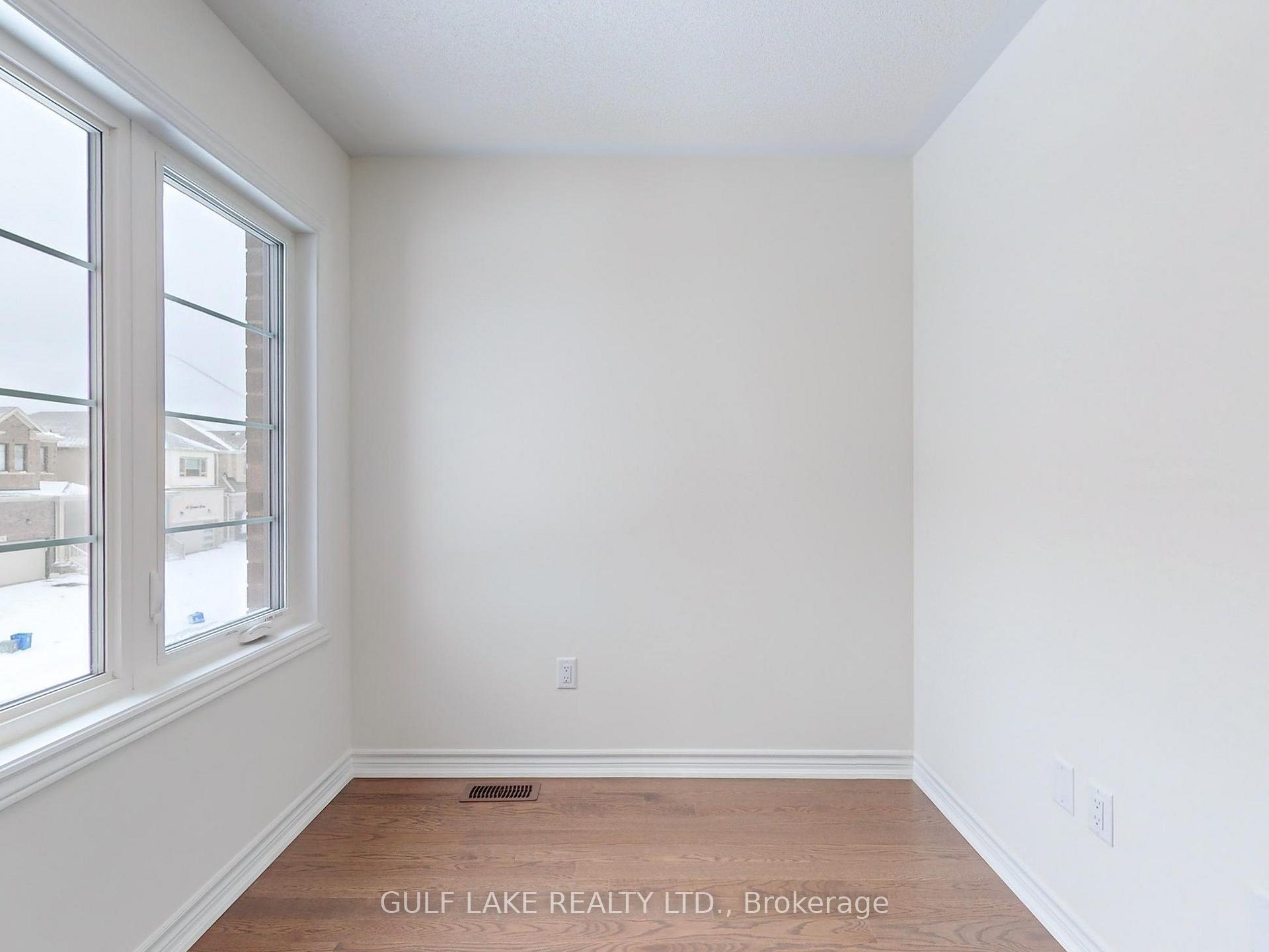 Photo 16 of 34 Gemini Drive, Barrie, Rural Barrie Southeast — HOMEH