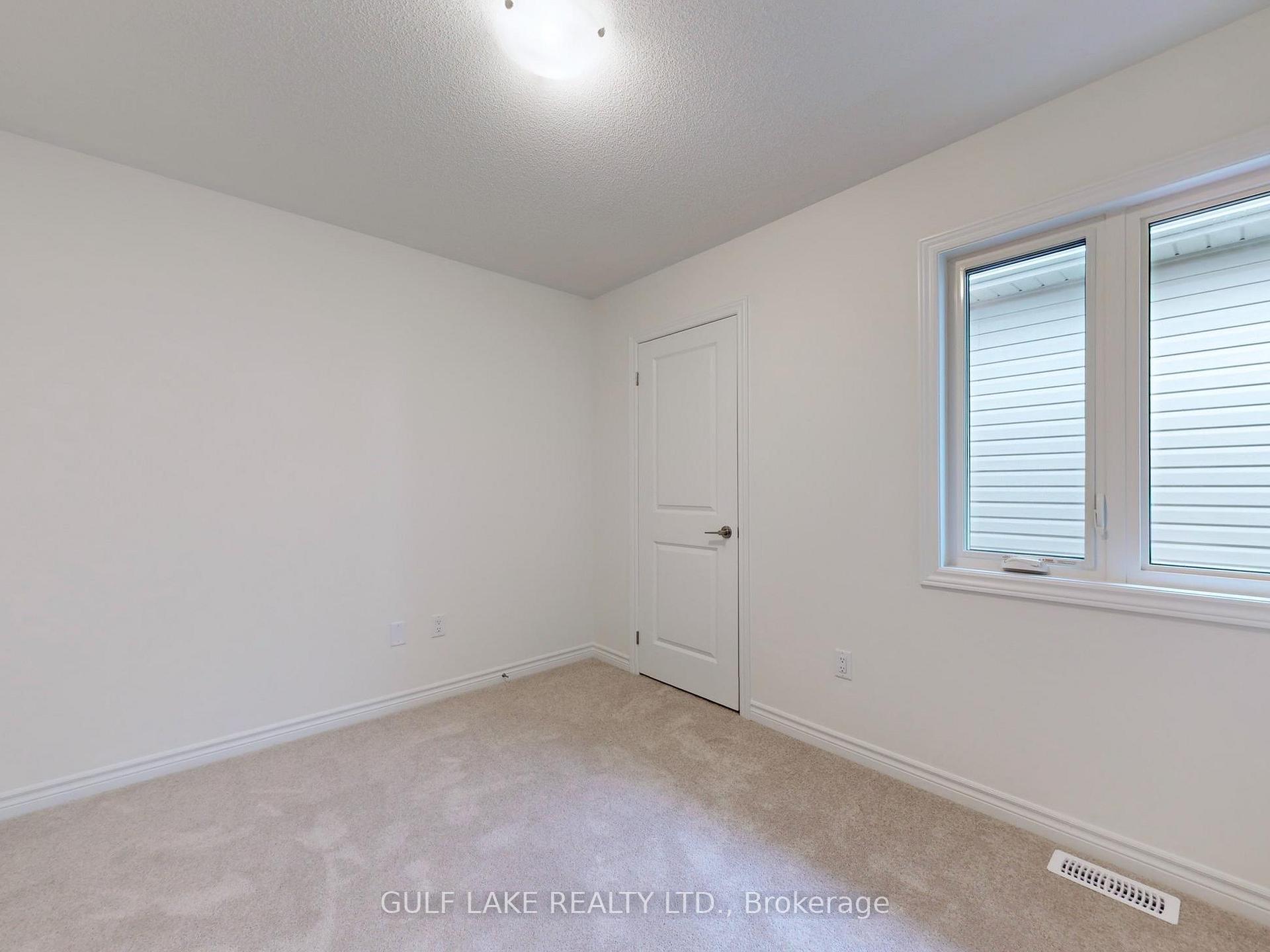 Photo 36 of 34 Gemini Drive, Barrie, Rural Barrie Southeast — HOMEH