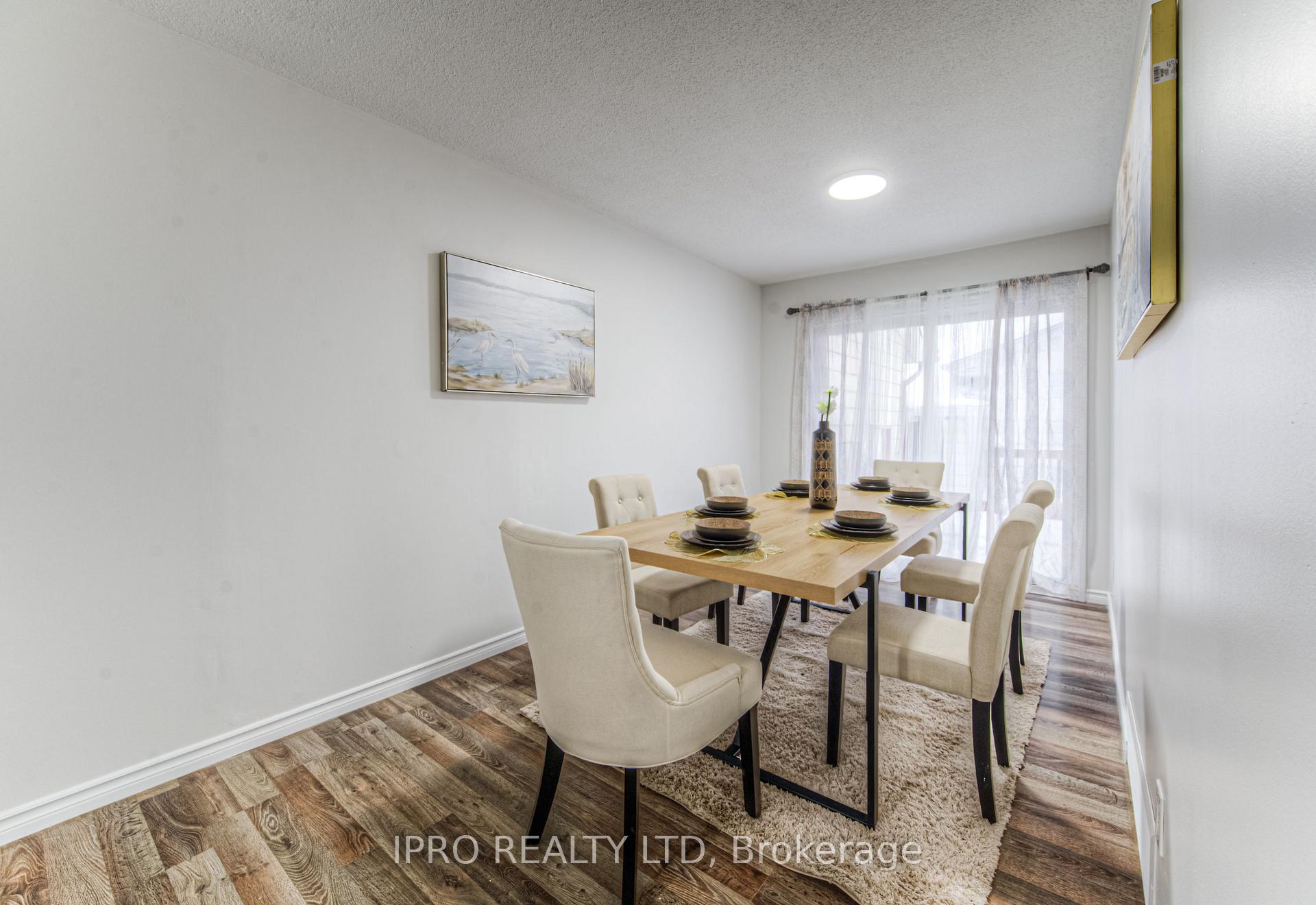 Photo 8 of 131 Hillbrook Crescent, Kitchener, Forest Heights — HOMEH