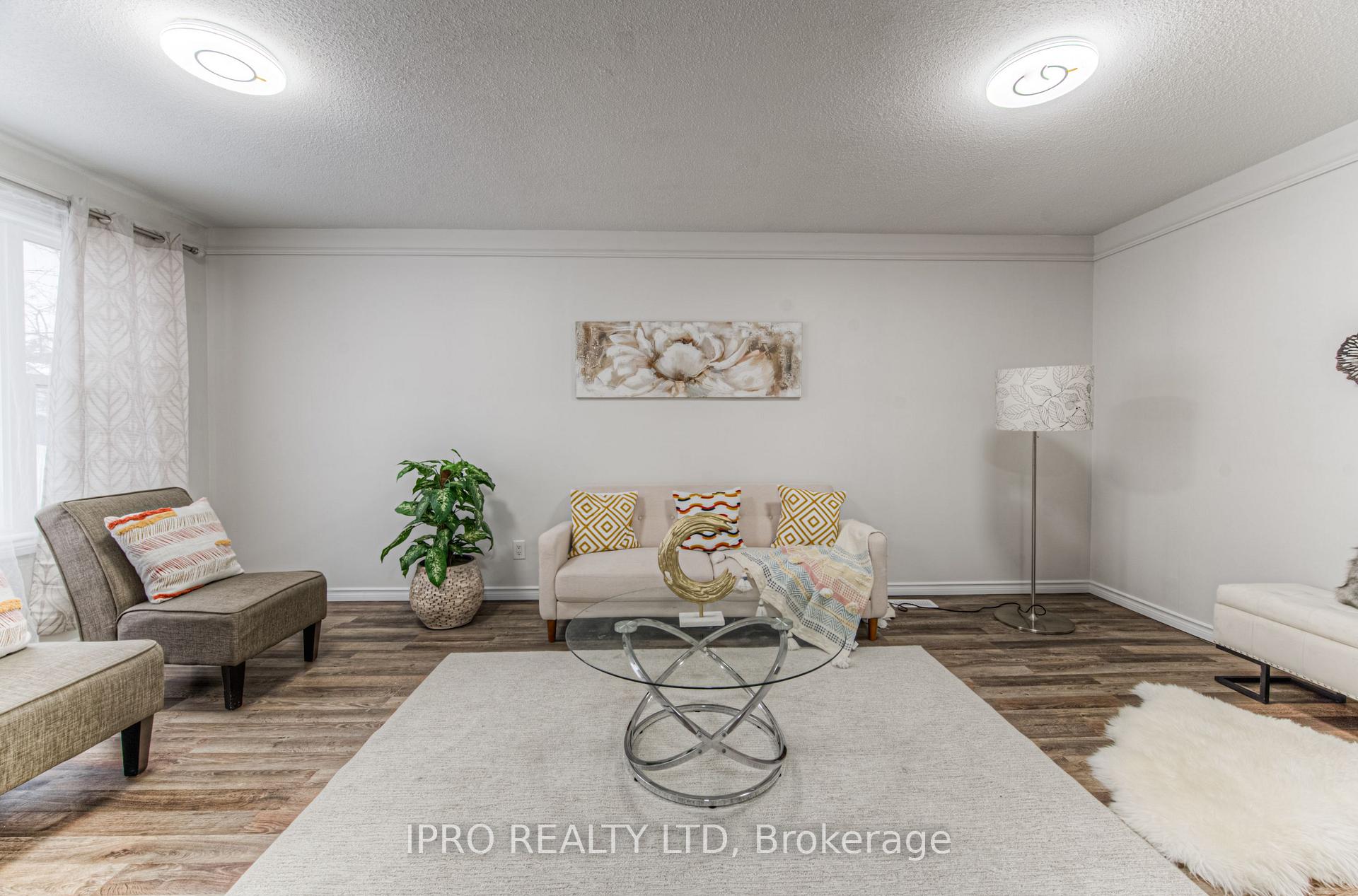Photo 28 of 131 Hillbrook Crescent, Kitchener, Forest Heights — HOMEH