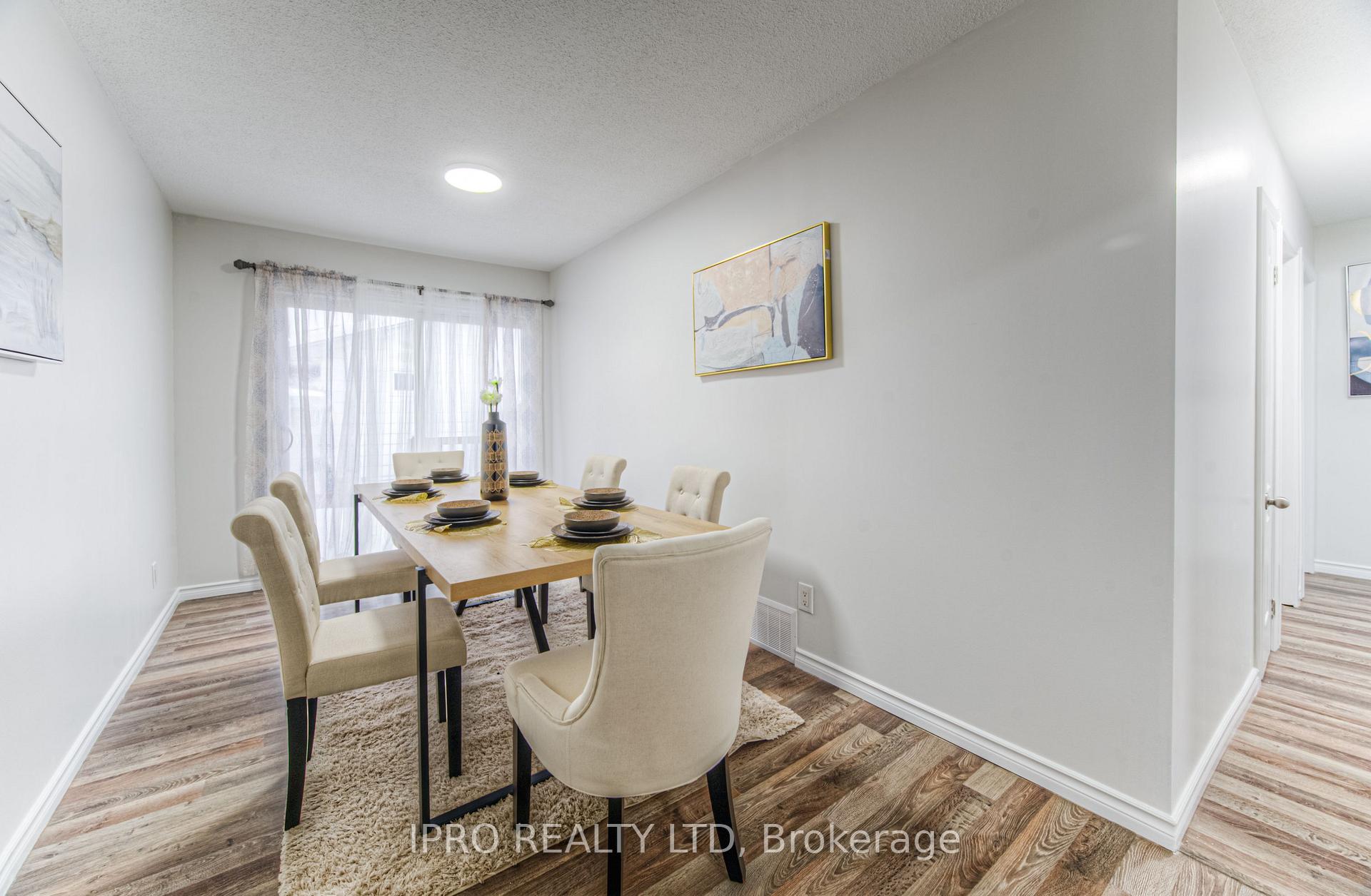 Photo 34 of 131 Hillbrook Crescent, Kitchener, Forest Heights — HOMEH