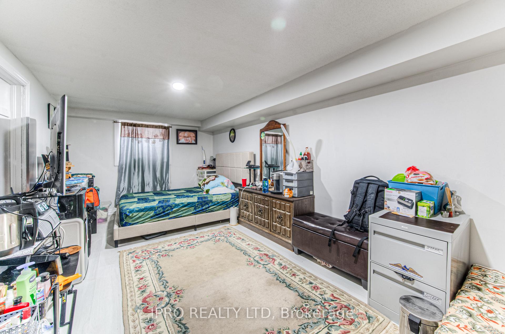 Photo 29 of 131 Hillbrook Crescent, Kitchener, Forest Heights — HOMEH