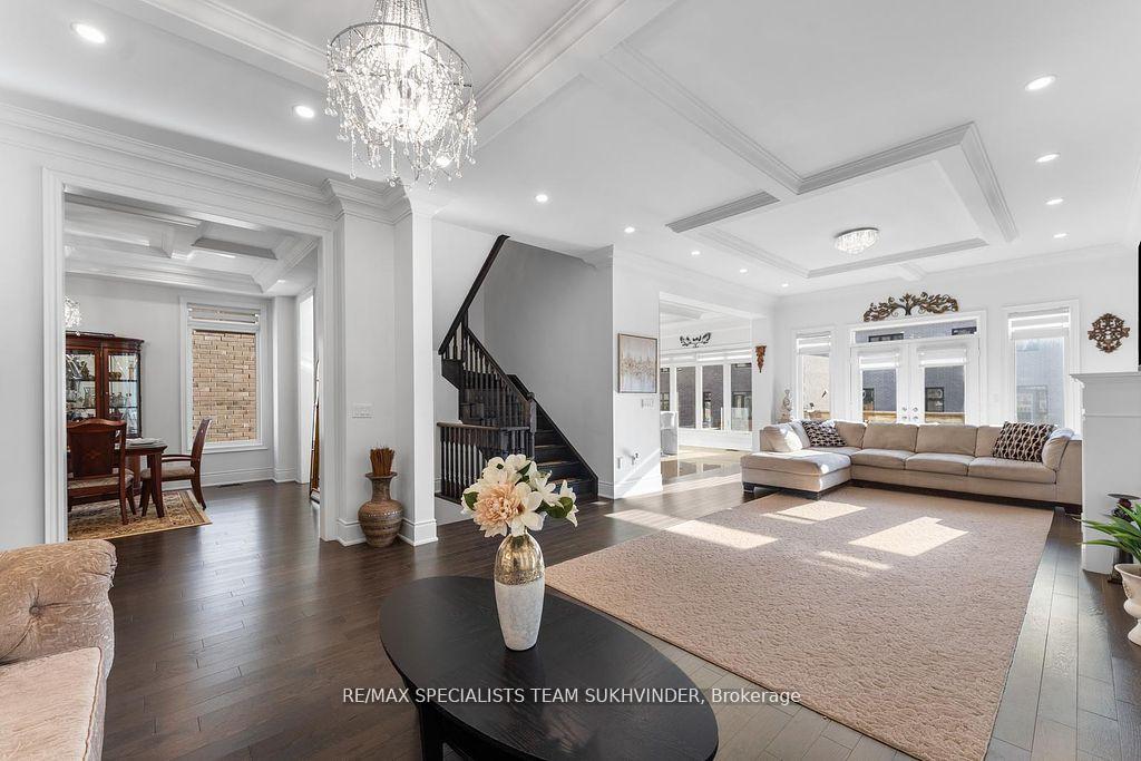 Photo 7 of 36 Chandos Gate, Vaughan, Kleinburg — HOMEH