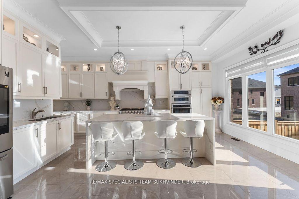 Photo 9 of 36 Chandos Gate, Vaughan, Kleinburg — HOMEH