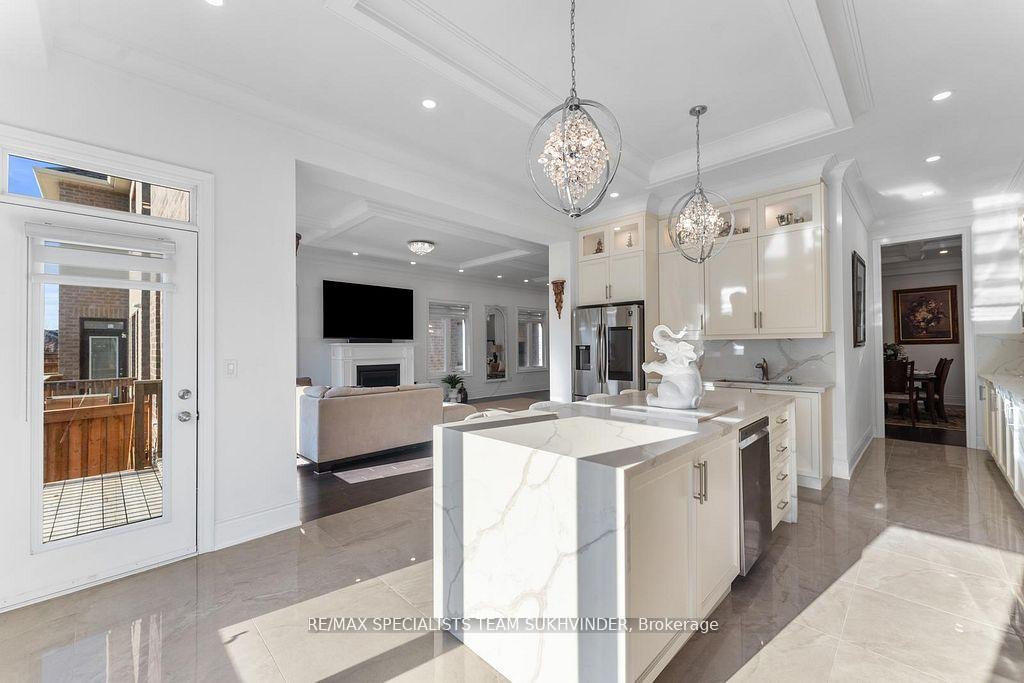 Photo 17 of 36 Chandos Gate, Vaughan, Kleinburg — HOMEH