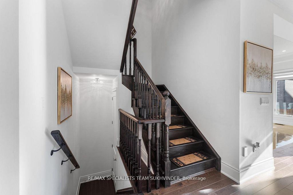Photo 15 of 36 Chandos Gate, Vaughan, Kleinburg — HOMEH