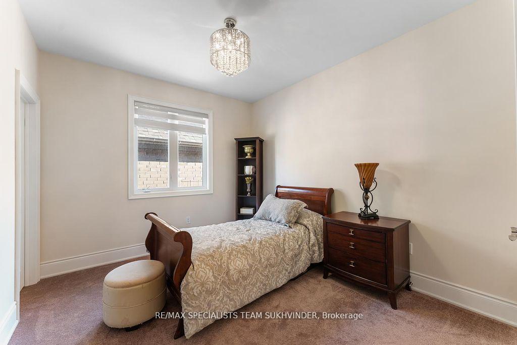 Photo 31 of 36 Chandos Gate, Vaughan, Kleinburg — HOMEH