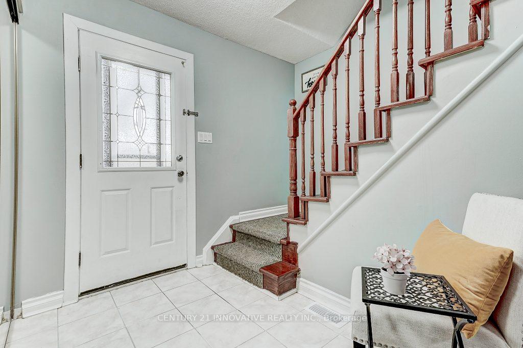 Photo 5 of 118 Radford Drive, Ajax, Central West — HOMEH