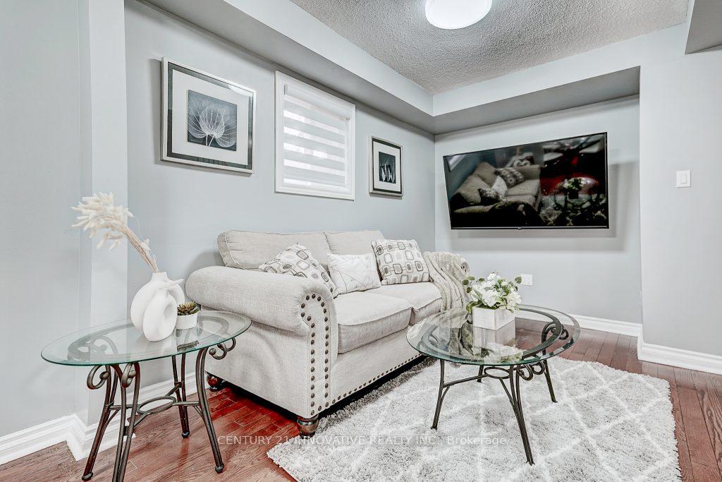 Photo 8 of 118 Radford Drive, Ajax, Central West — HOMEH