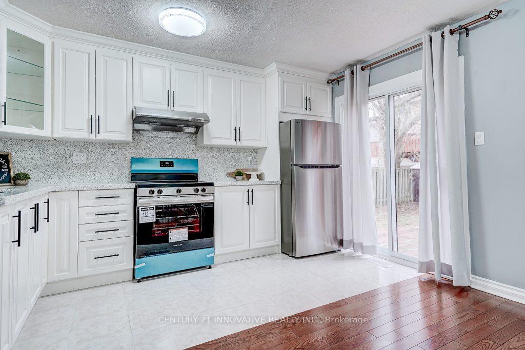 Photo 10 of 118 Radford Drive, Ajax, Central West — HOMEH