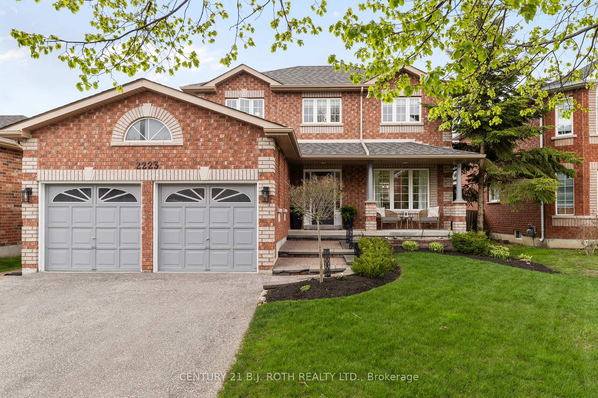 Photo 2 of 2223 Jack Crescent, Innisfil, Alcona — HOMEH