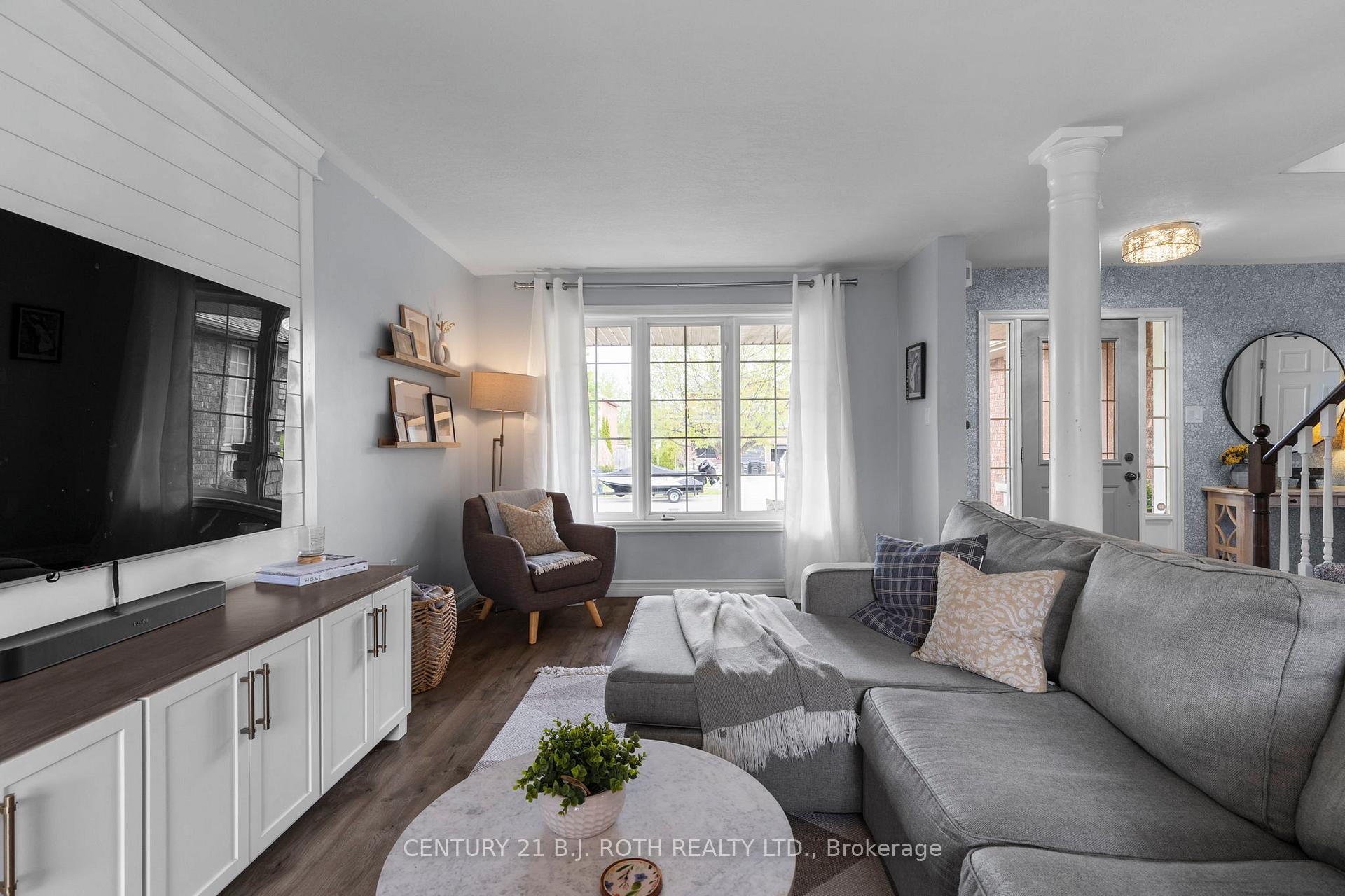 Photo 8 of 2223 Jack Crescent, Innisfil, Alcona — HOMEH