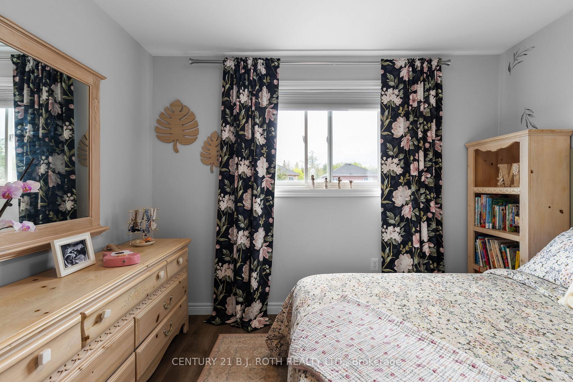 Photo 23 of 2223 Jack Crescent, Innisfil, Alcona — HOMEH