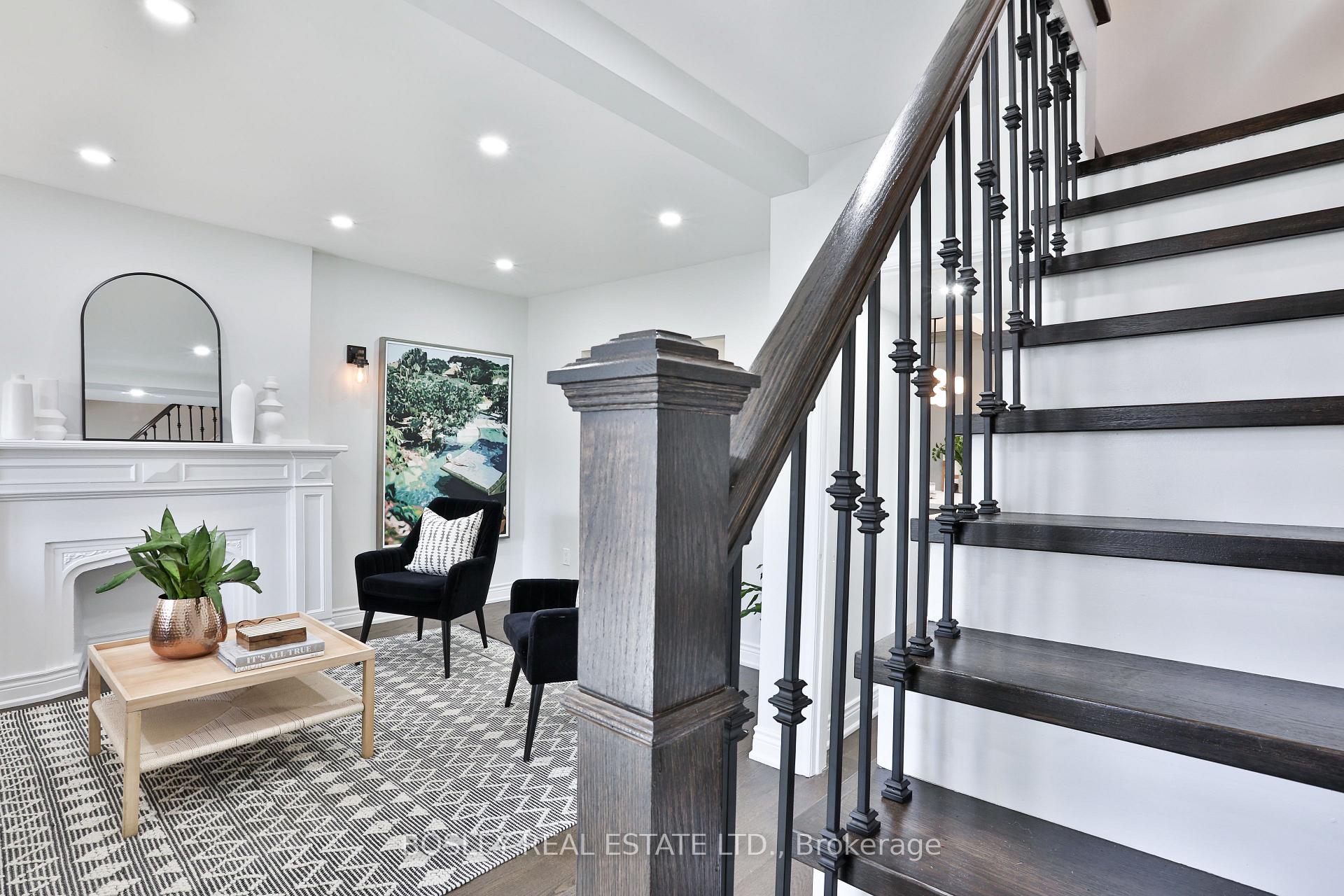 Photo 18 of 100 O'Connor Drive, Toronto, Broadview North — HOMEH
