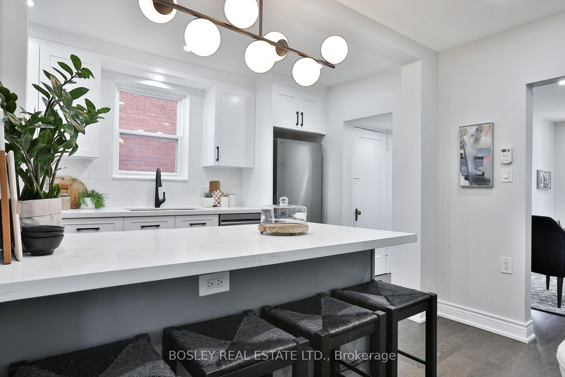 Photo 8 of 100 O'Connor Drive, Toronto, Broadview North — HOMEH