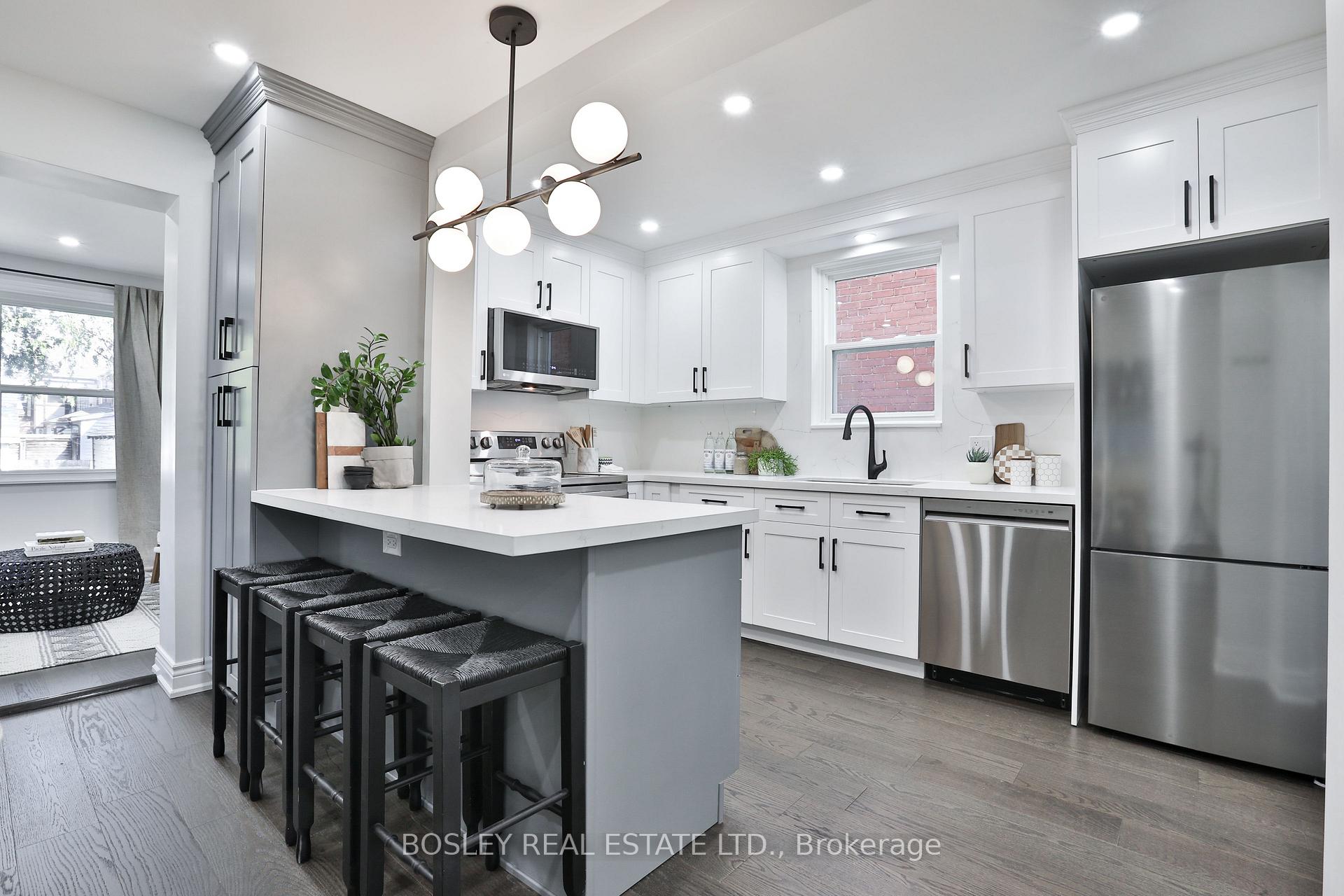 Photo 19 of 100 O'Connor Drive, Toronto, Broadview North — HOMEH