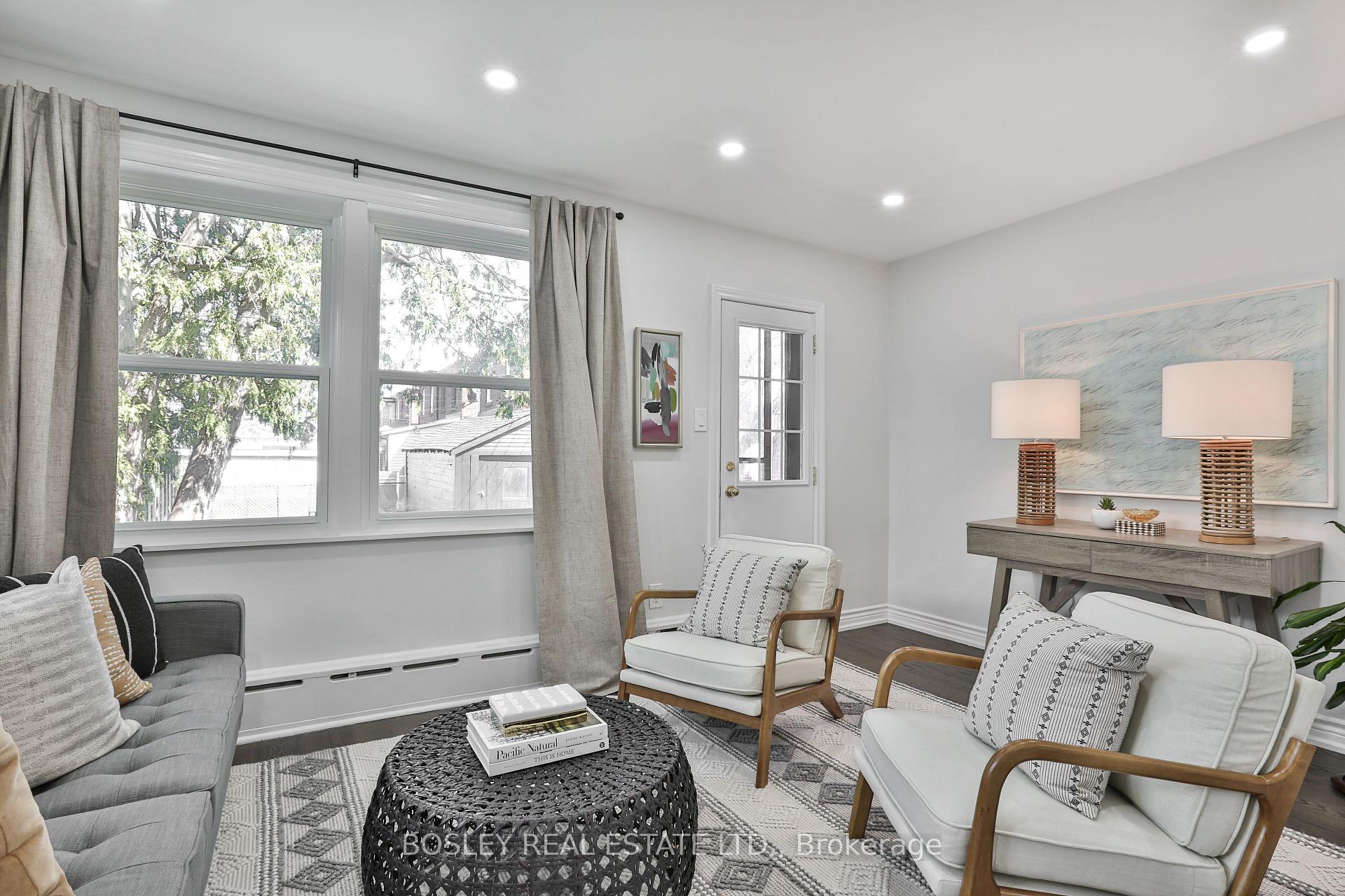 Photo 3 of 100 O'Connor Drive, Toronto, Broadview North — HOMEH