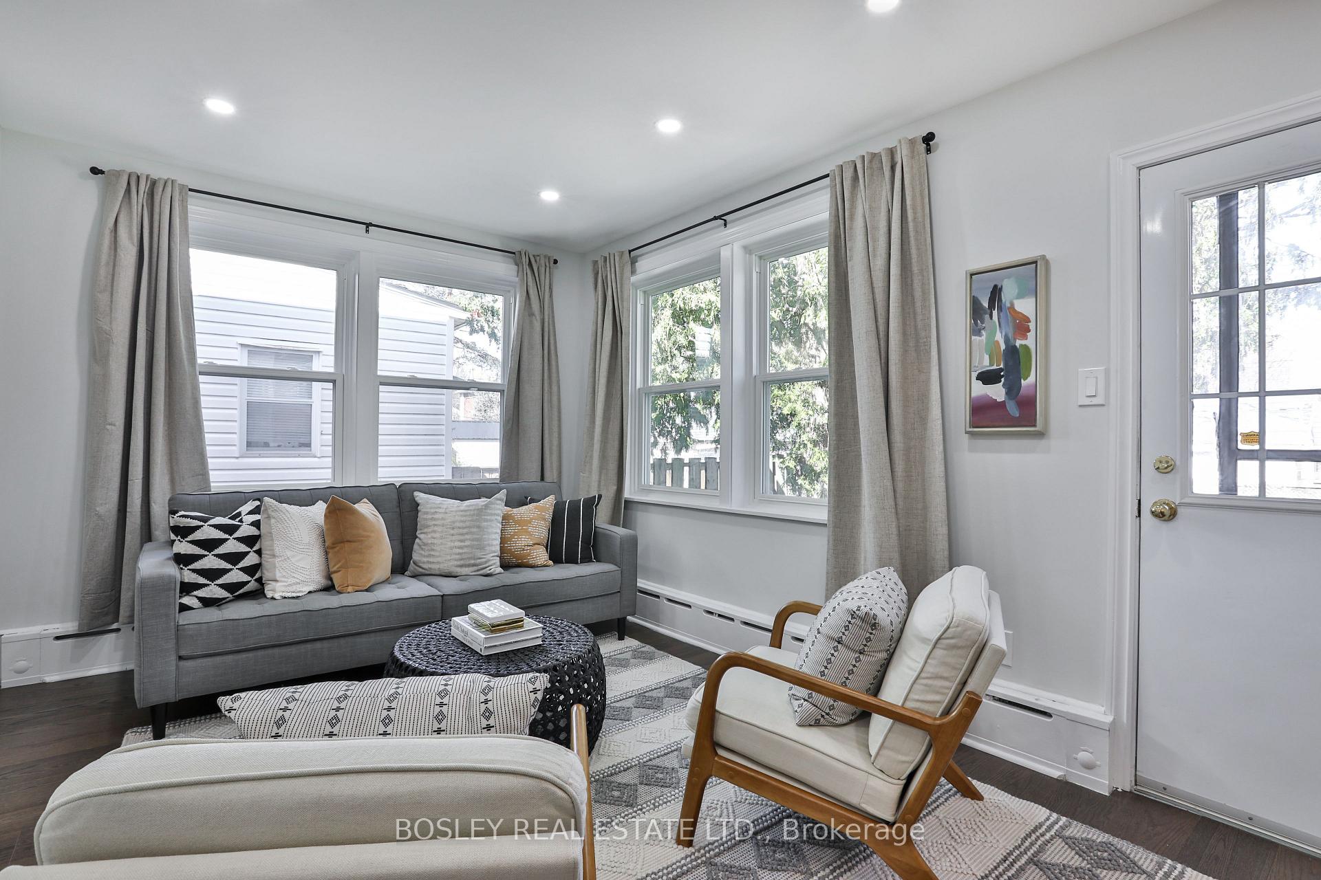 Photo 4 of 100 O'Connor Drive, Toronto, Broadview North — HOMEH