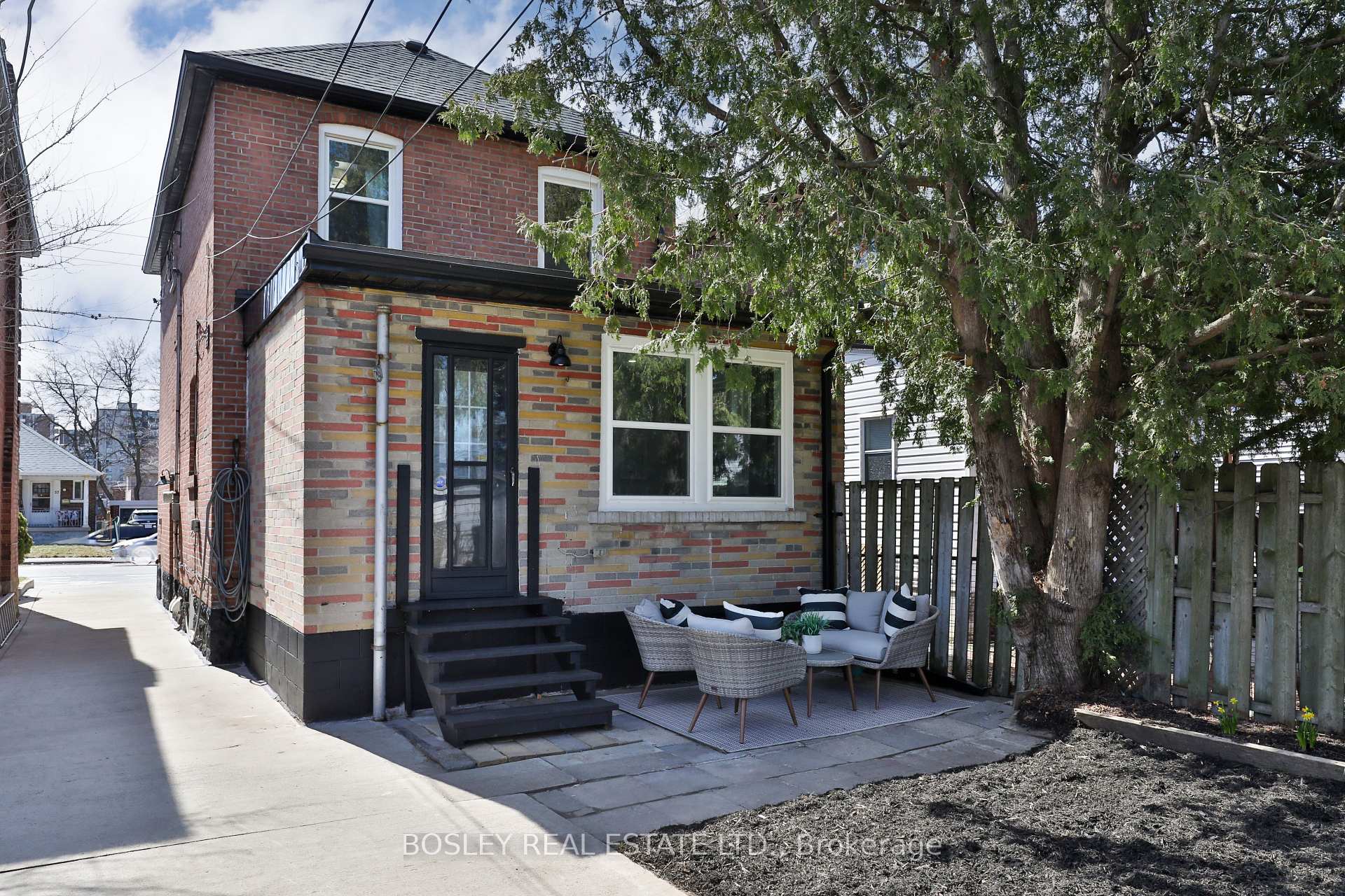 Photo 43 of 100 O'Connor Drive, Toronto, Broadview North — HOMEH