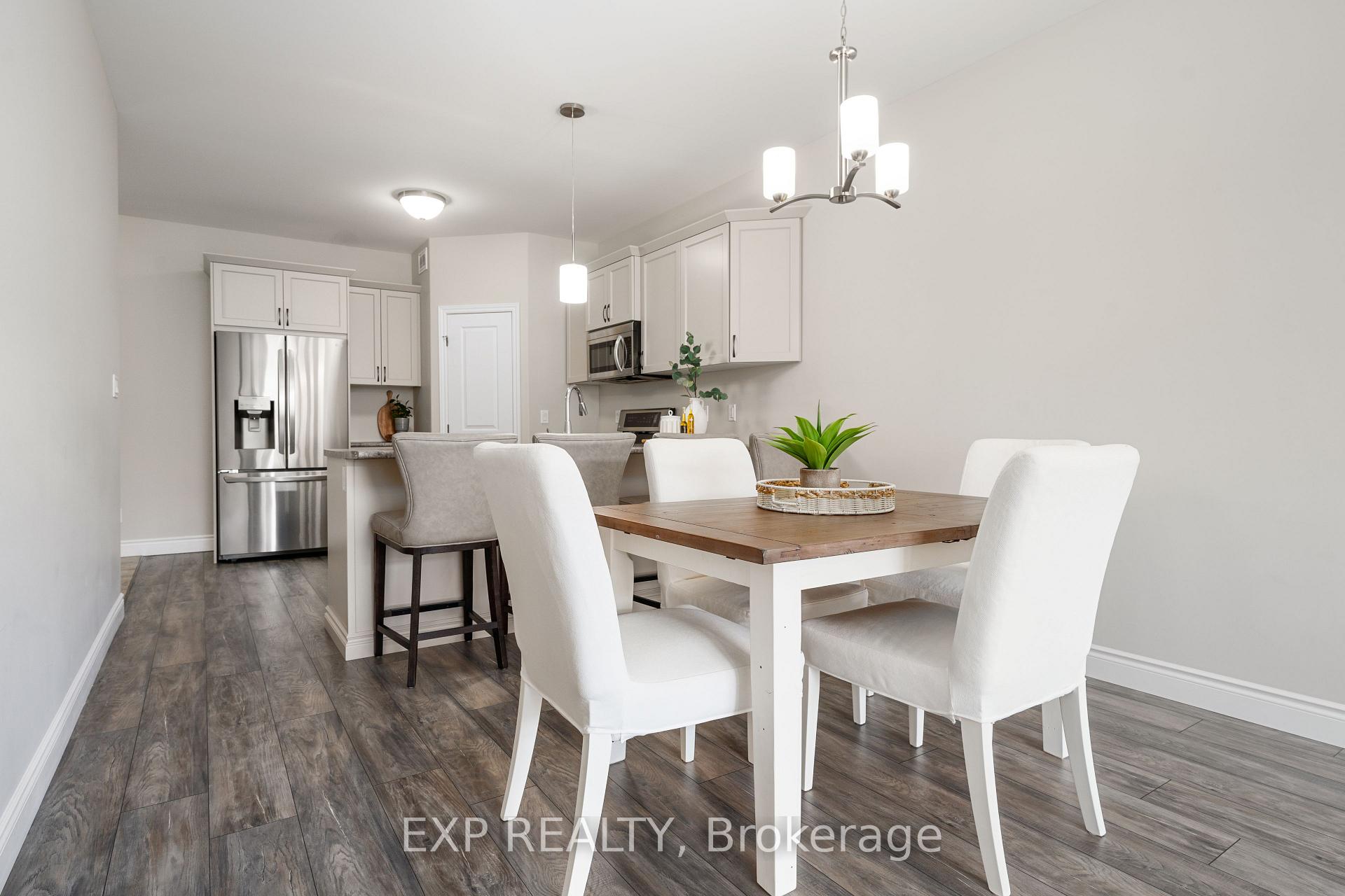 Photo 6 of 31 Farmington Crescent, Belleville, Thurlow Ward — HOMEH