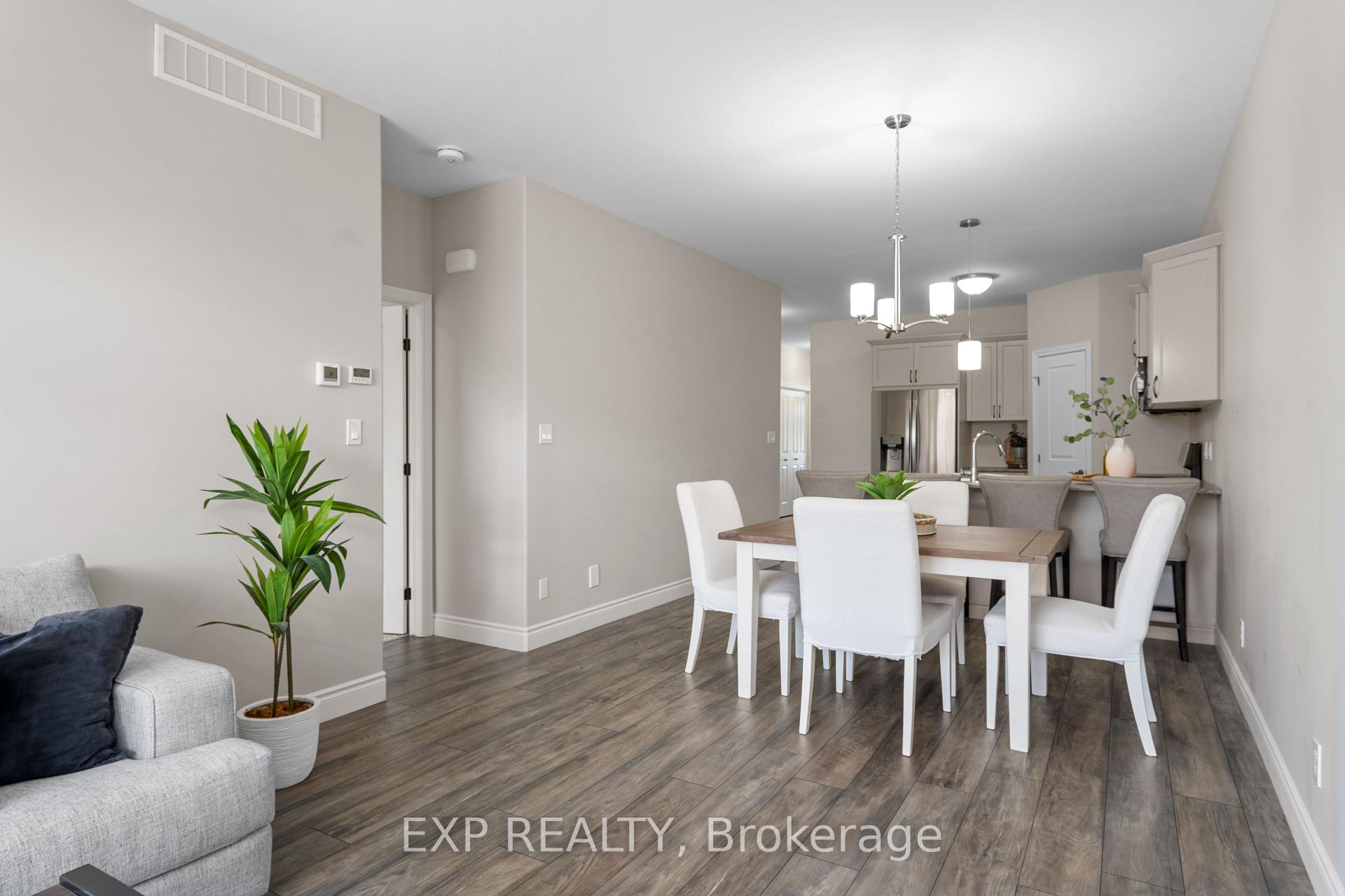 Photo 13 of 31 Farmington Crescent, Belleville, Thurlow Ward — HOMEH