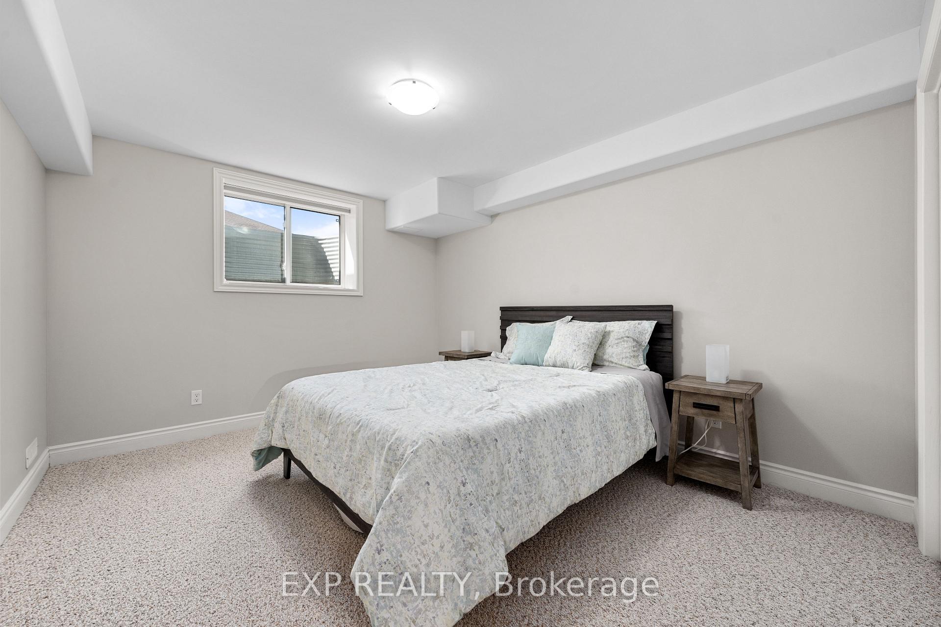 Photo 20 of 31 Farmington Crescent, Belleville, Thurlow Ward — HOMEH