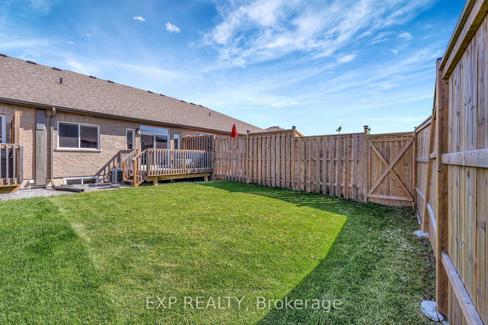 Photo 33 of 31 Farmington Crescent, Belleville, Thurlow Ward — HOMEH