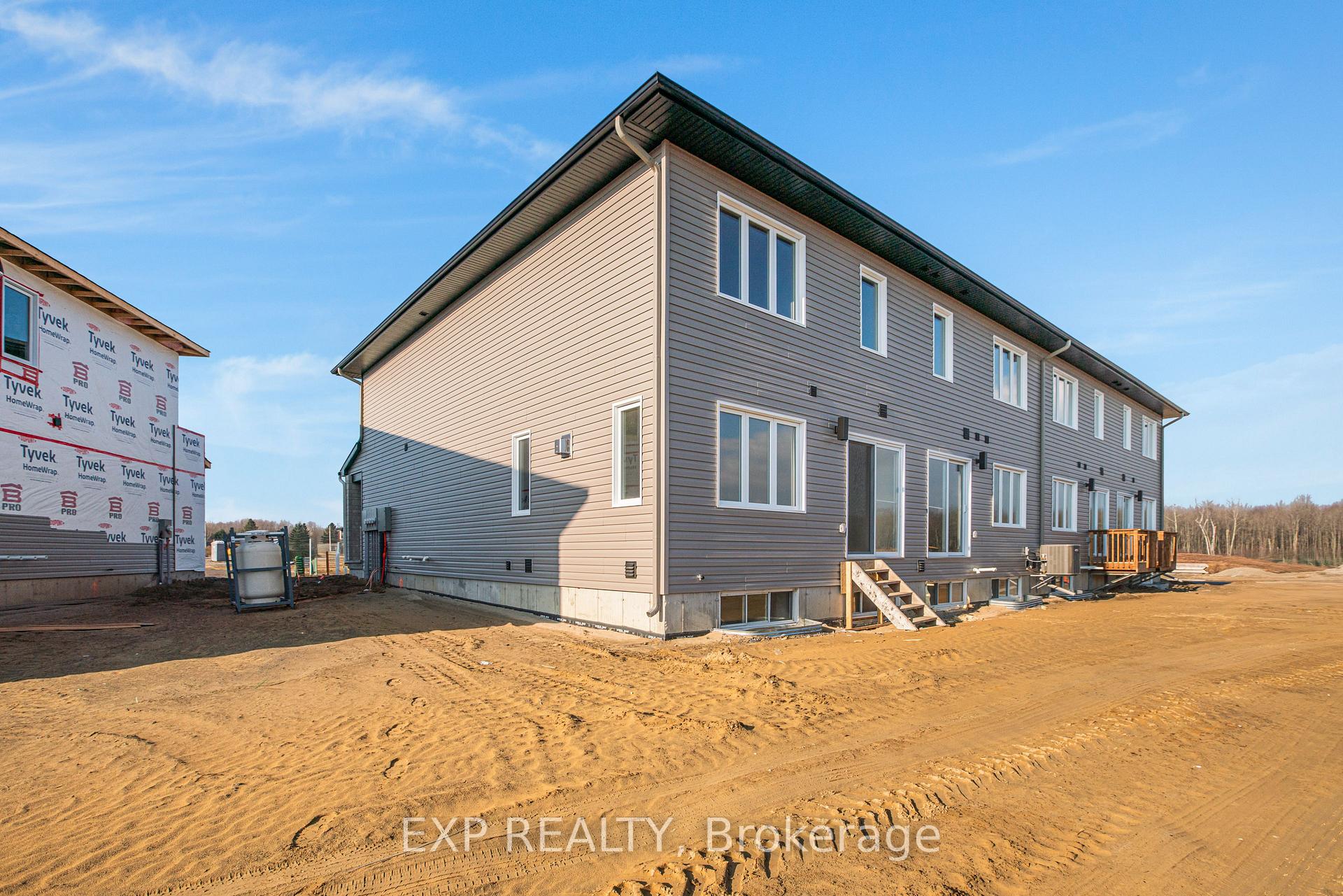 Photo 9 of 347 Hazel Crescent, The Nation, Limoges — HOMEH
